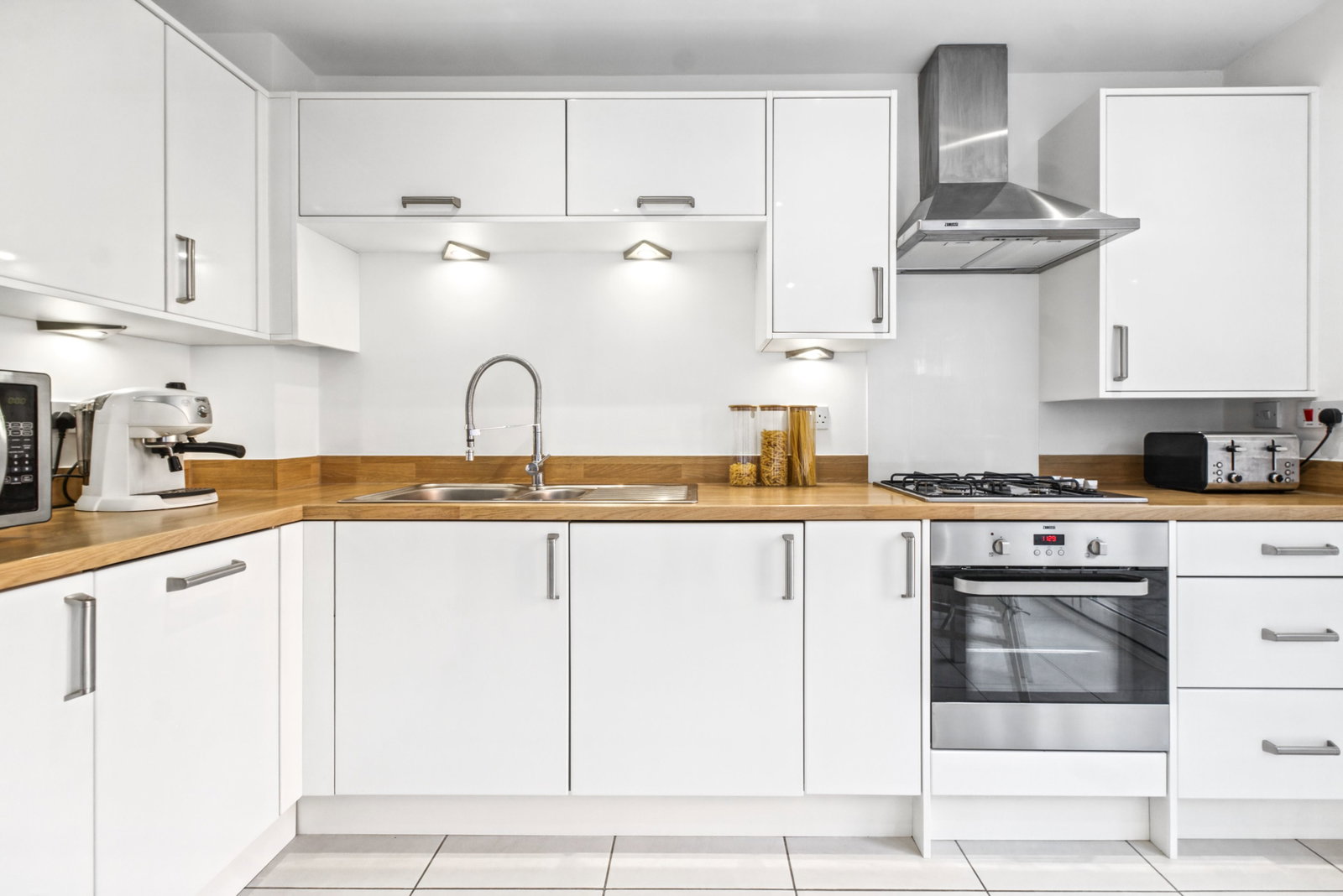 Semi Detached House for sale in Lichfield, 7 Bridgwood Road, Fradley, Lichfield, WS13 8UE, 945 m²