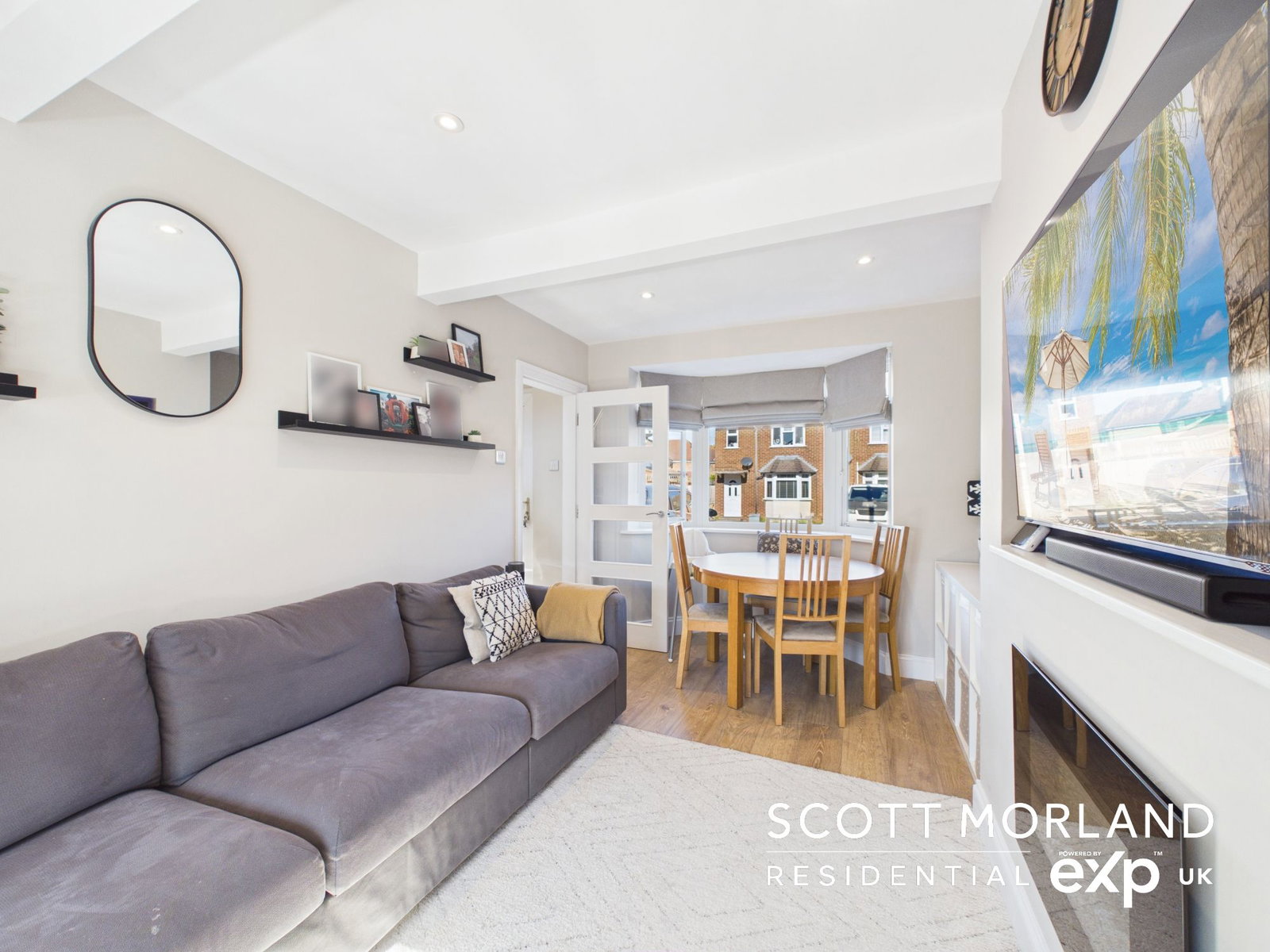 Semi Detached House for sale in Basingstoke, South Ham Road, Basingstoke, RG22 6AB