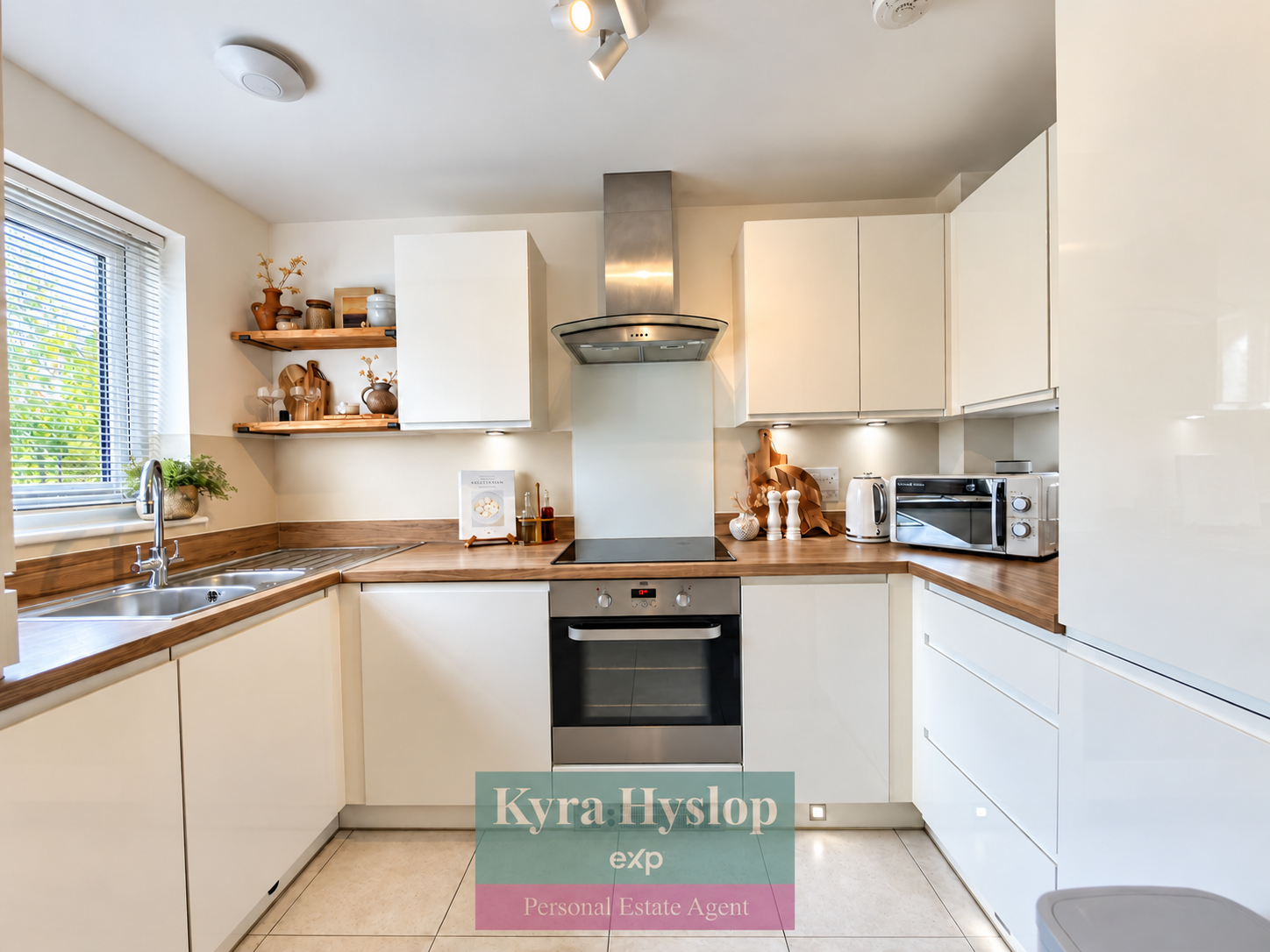 Semi Detached House for sale in Exeter, Rush Meadow, Exeter, EX5 7HA