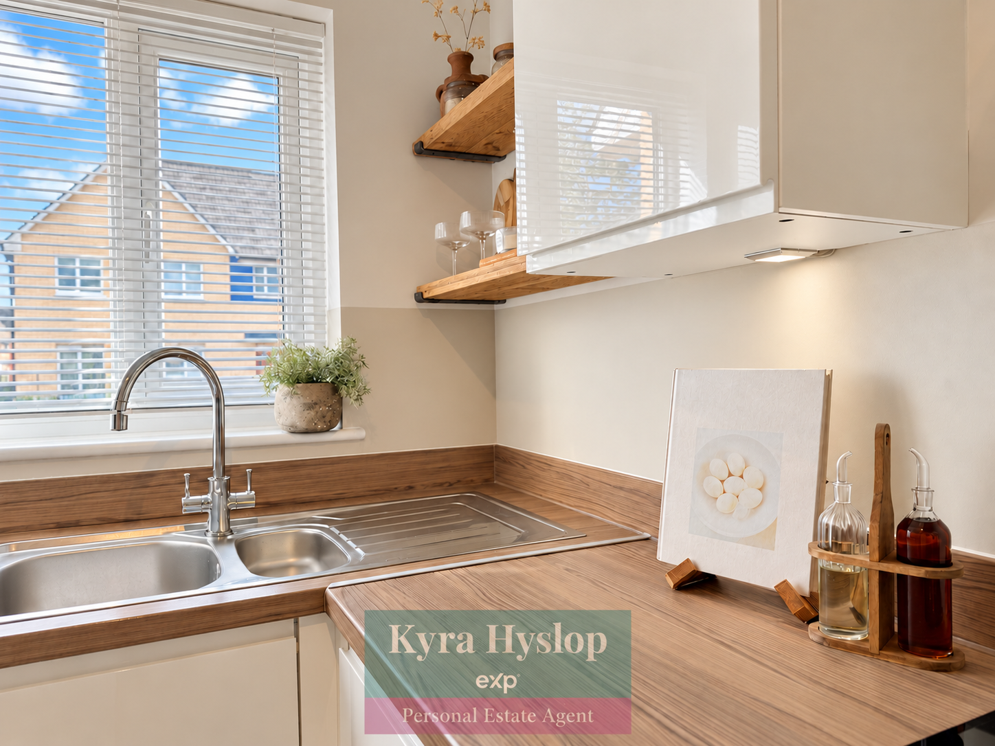 Semi Detached House for sale in Exeter, Rush Meadow, Exeter, EX5 7HA