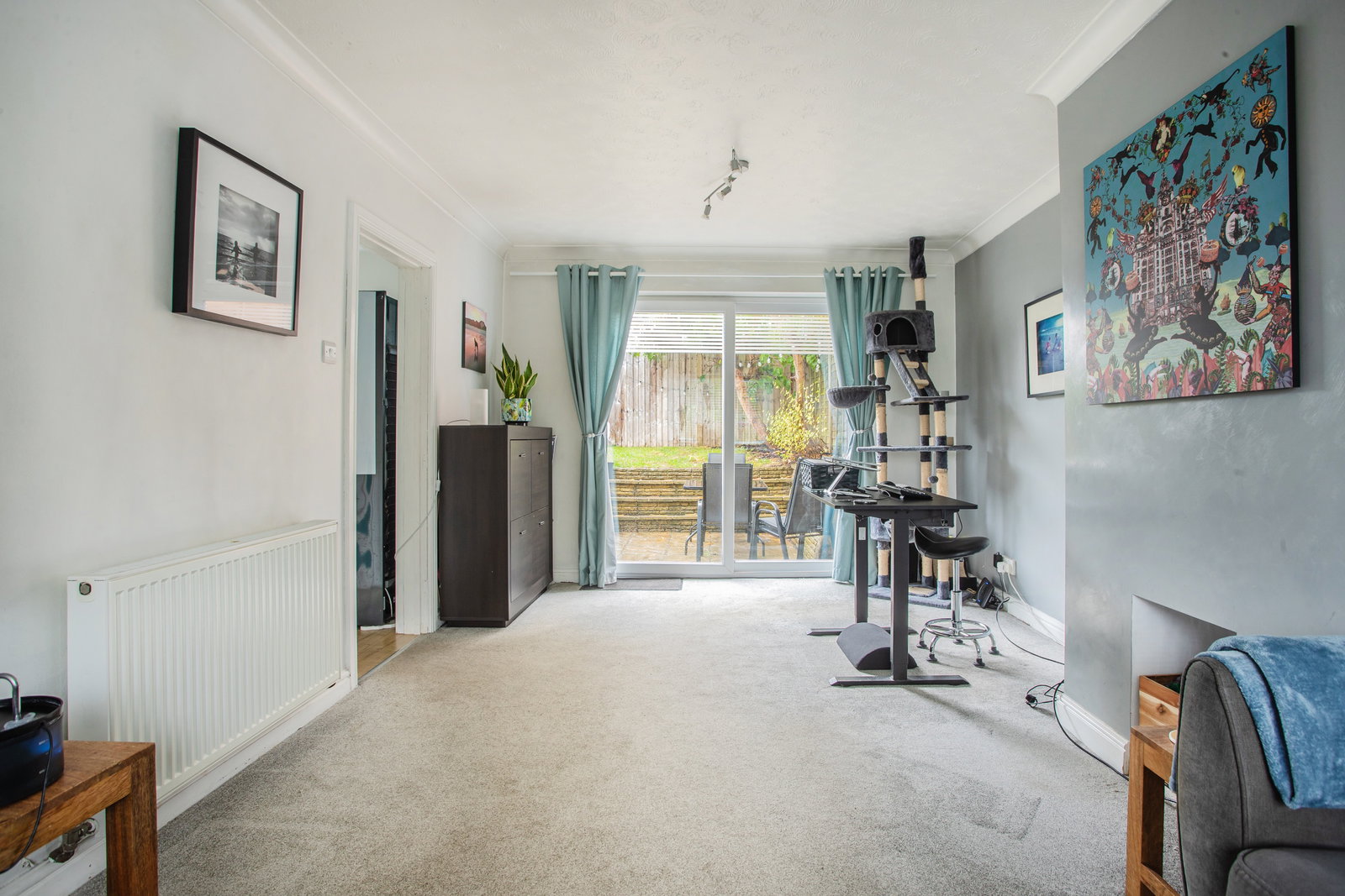 Terraced House for sale in Chippenham, Honeybrook Close, Chippenham