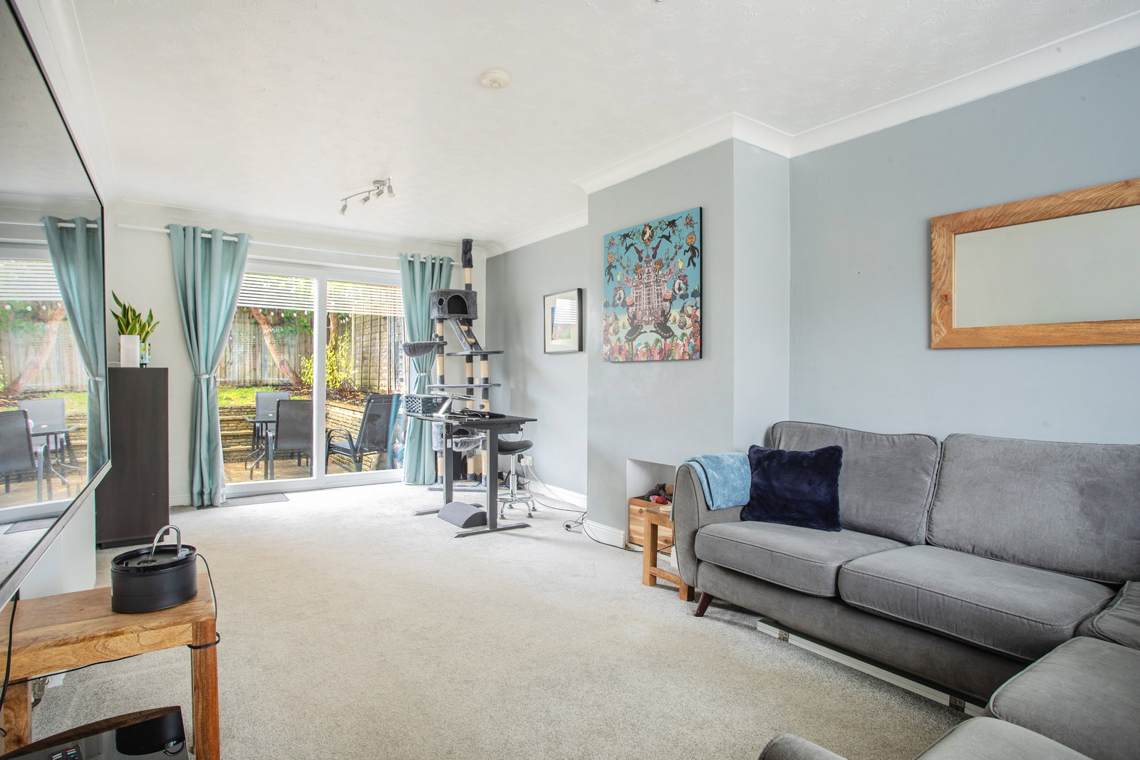 Terraced House for sale in Chippenham, Honeybrook Close, Chippenham