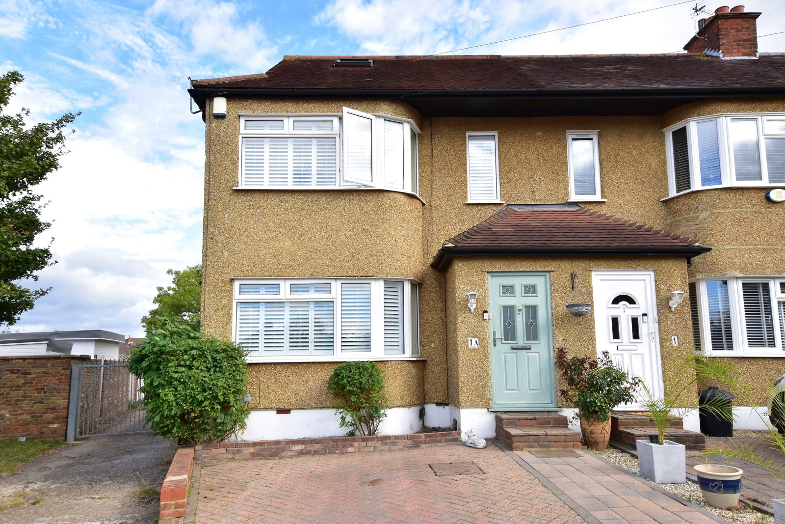 End Of Terrace House for sale in Ruislip, Appledore Avenue, Ruislip, Greater London, HA4 0UT