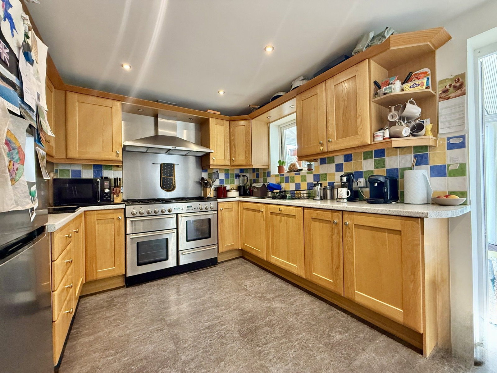 Detached House for sale in Gloucester, Palmer Avenue, Abbeymead, GL4, 1075 m²