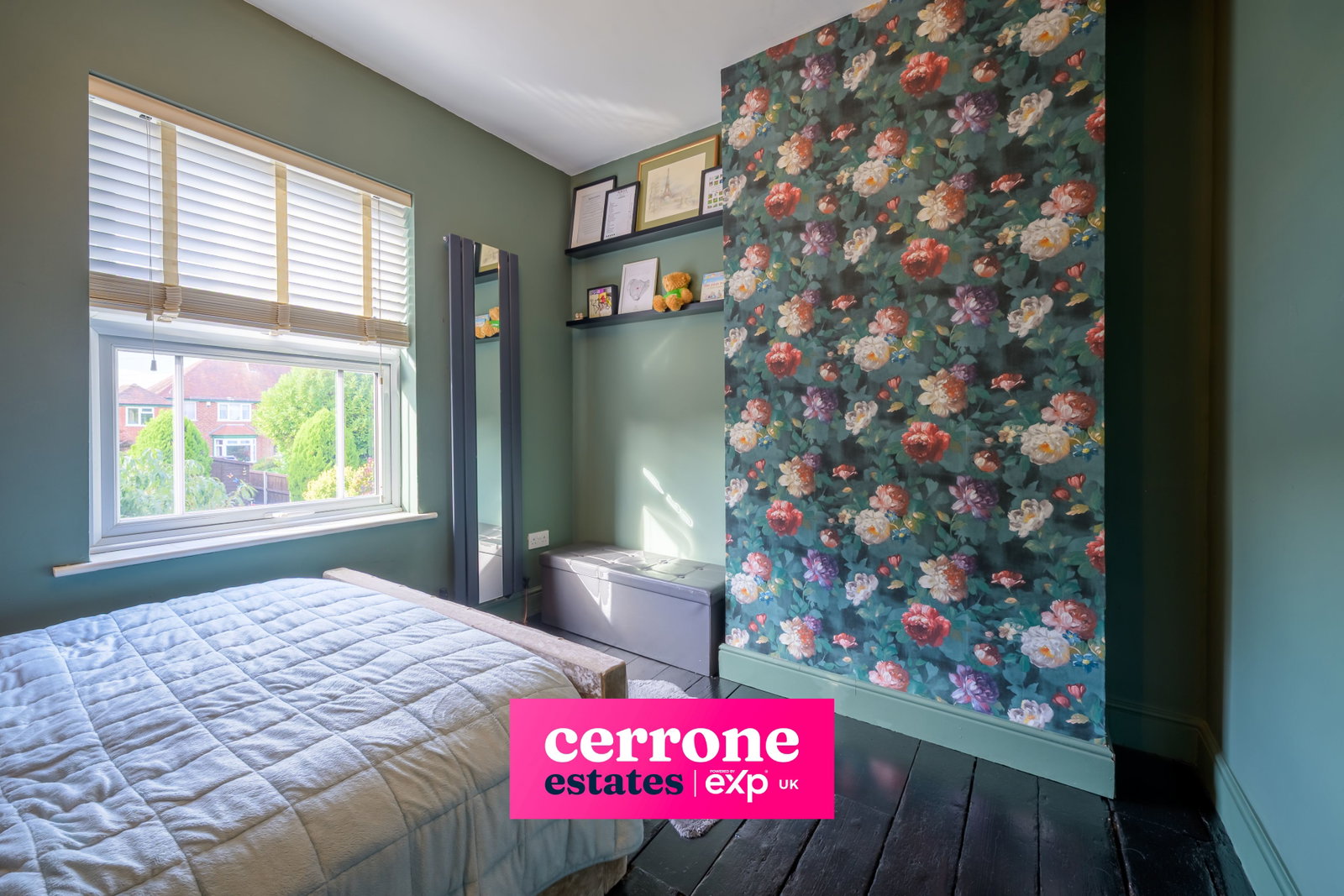 End Of Terrace House for sale in Bromsgrove, Bewell Head, Bromsgrove, B61 8HY, 690 m²