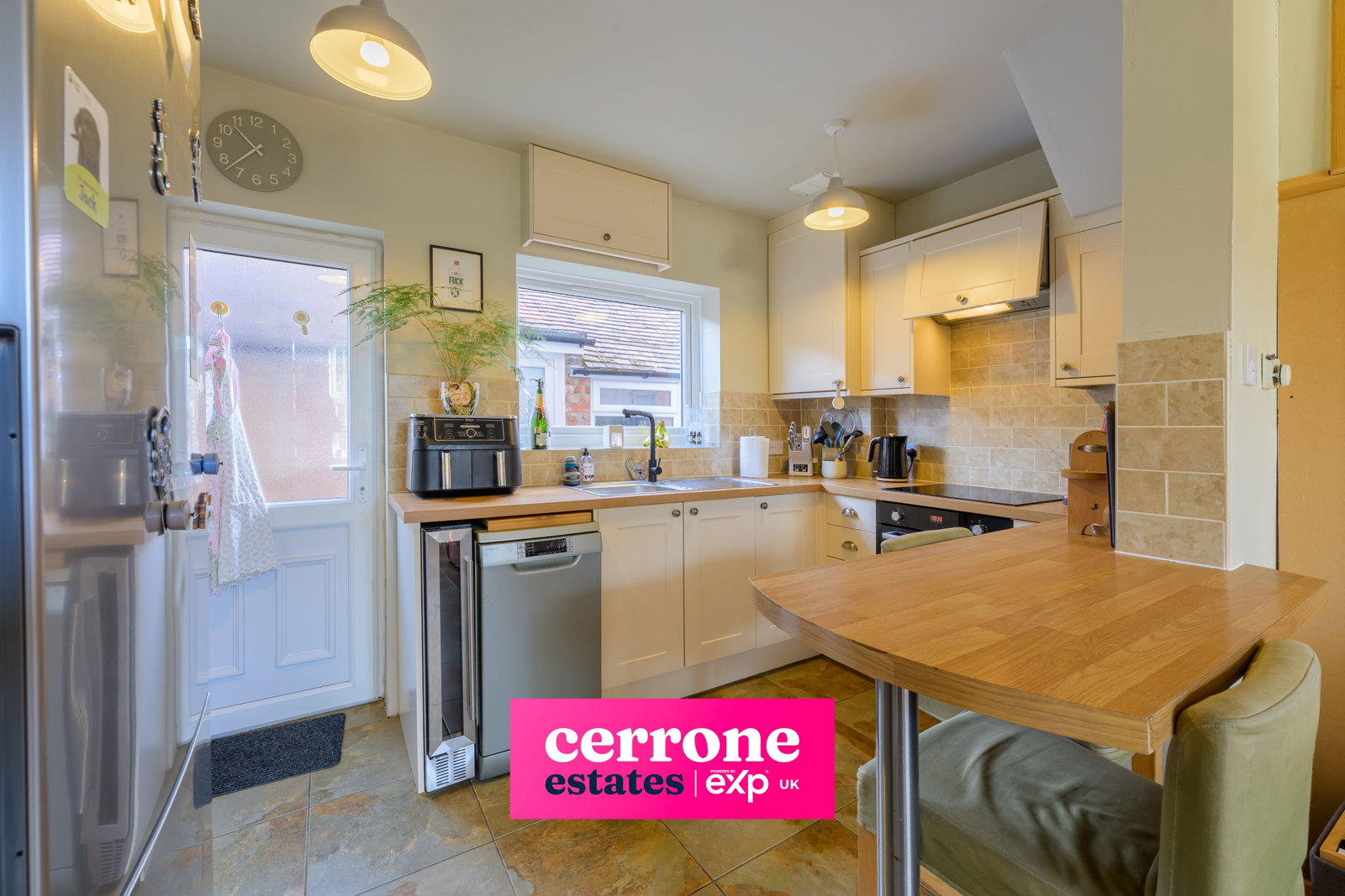 End Of Terrace House for sale in Bromsgrove, Bewell Head, Bromsgrove, B61 8HY, 690 m²