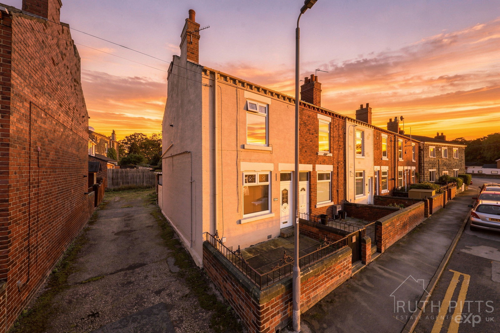 End Of Terrace House for sale in Pontefract, Bell Lane, Ackworth, WF7