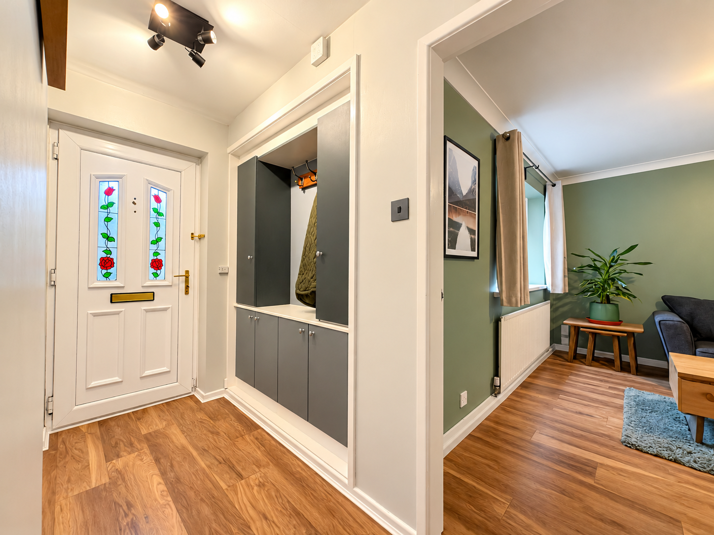 End Of Terrace House for sale in Stockport, Maple Close, Heaviley, Stockport, SK2 6HJ