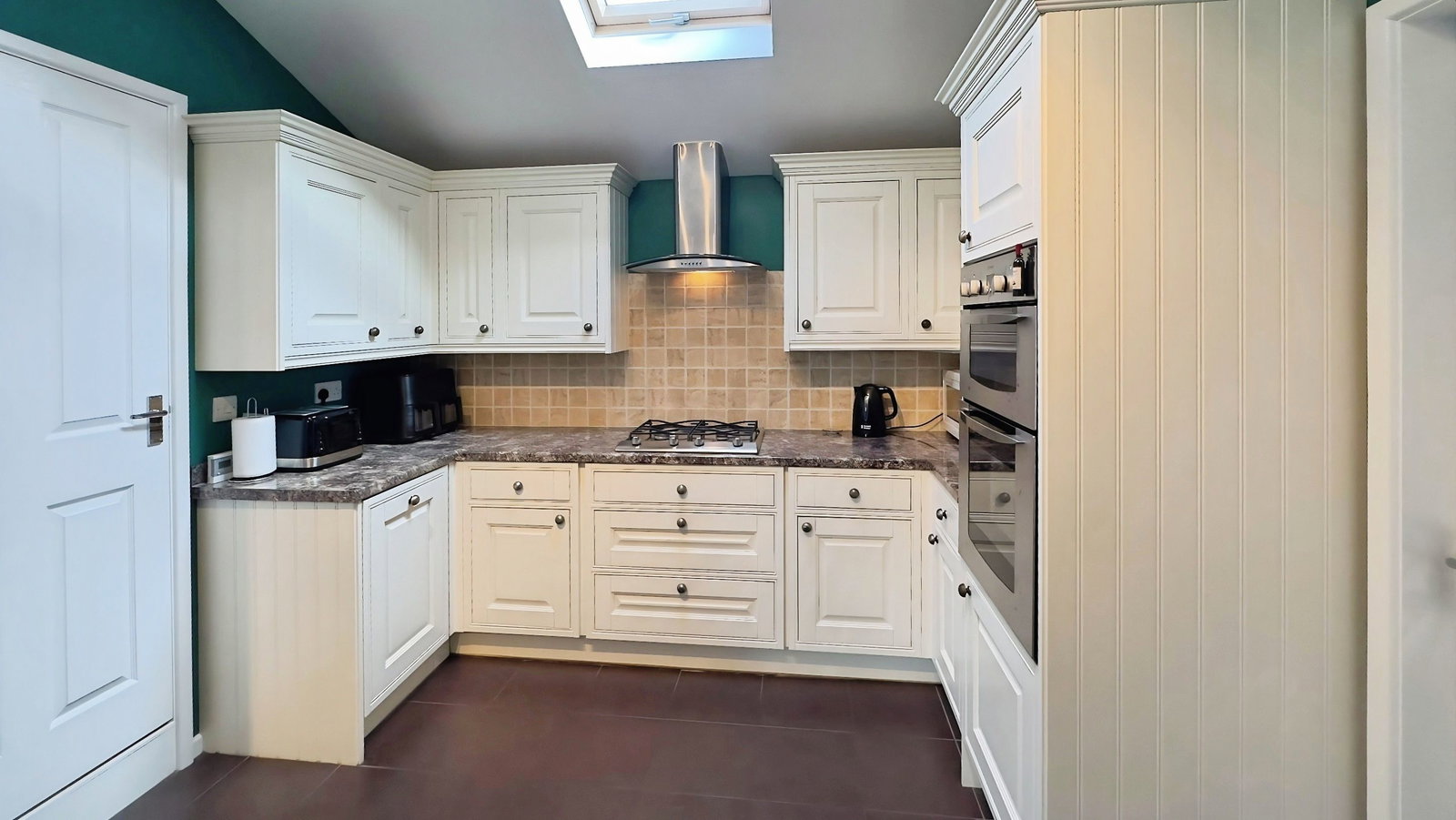 Semi Detached House for sale in Ilkeston, Honingham Road, Ilkeston, DE7 9JZ