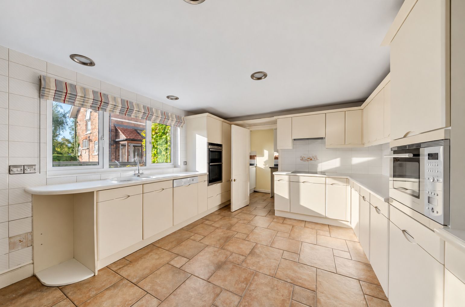 Detached House for sale in York, New Willows, 43 The Old Village, Huntington, 6105 m²