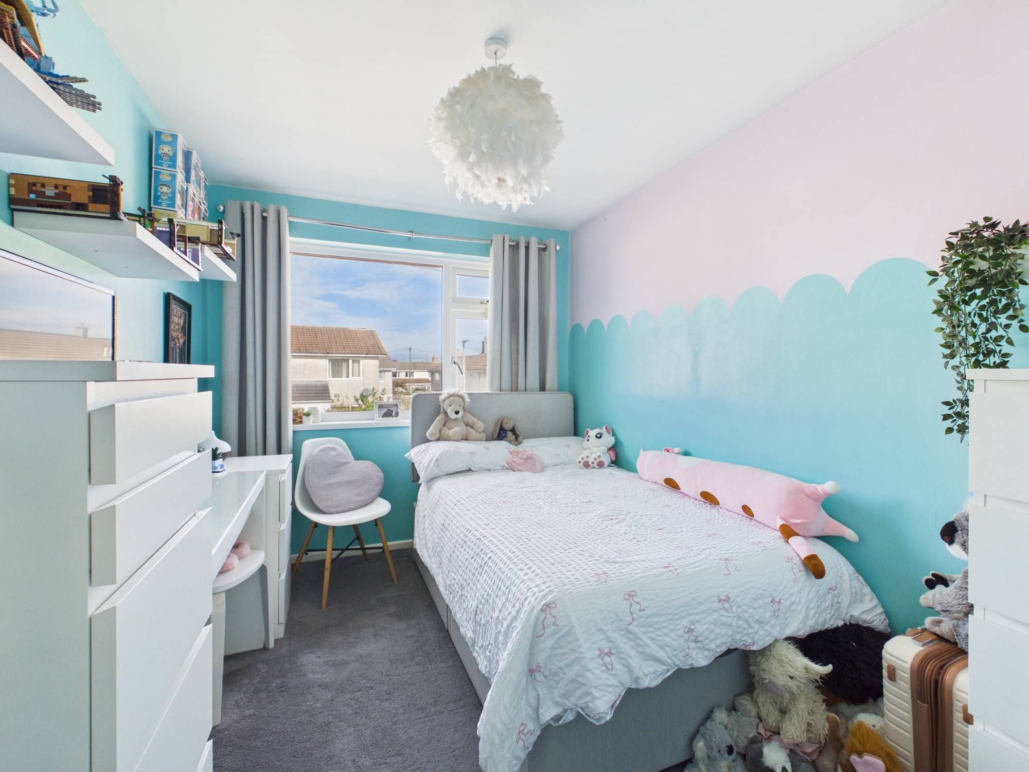 Semi Detached House for sale in Camborne, Pendrea Park, North Roskear, Camborne
