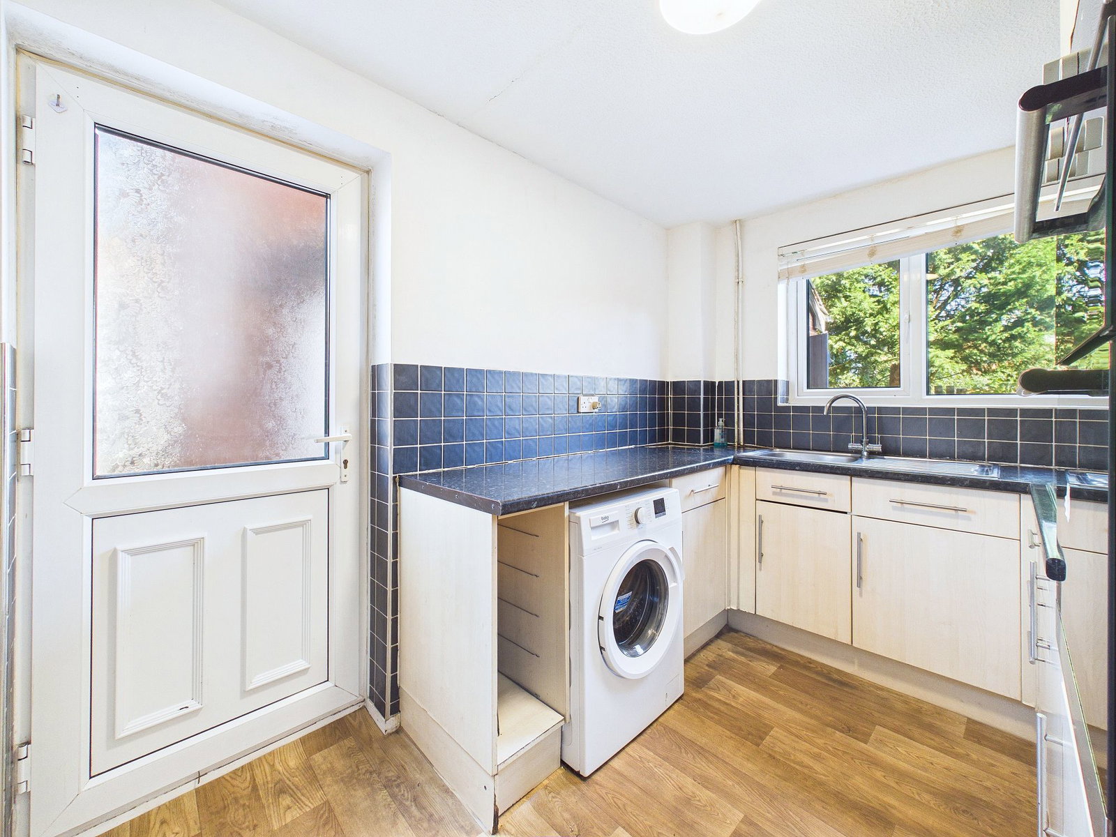 Detached House for sale in Leicester, Sandhurst Close, Dane Hills, LE3, 796 m²