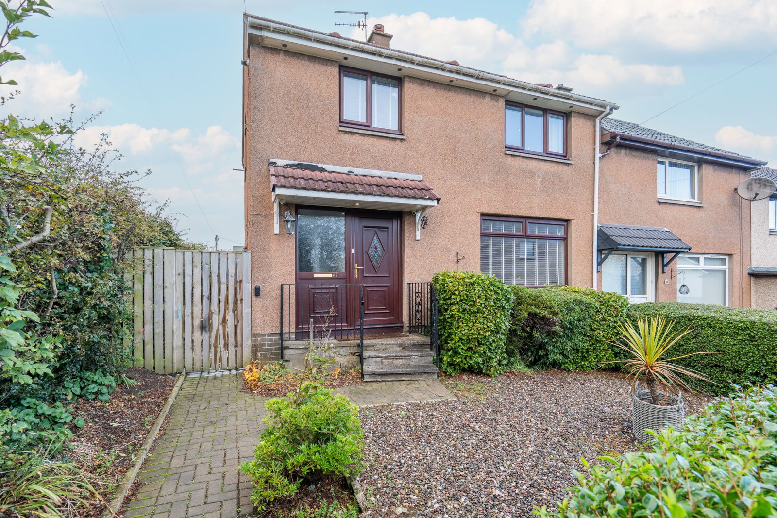 End Of Terrace House for sale in Glenrothes, Bilsland Road, Glenrothes, KY6 2DZ