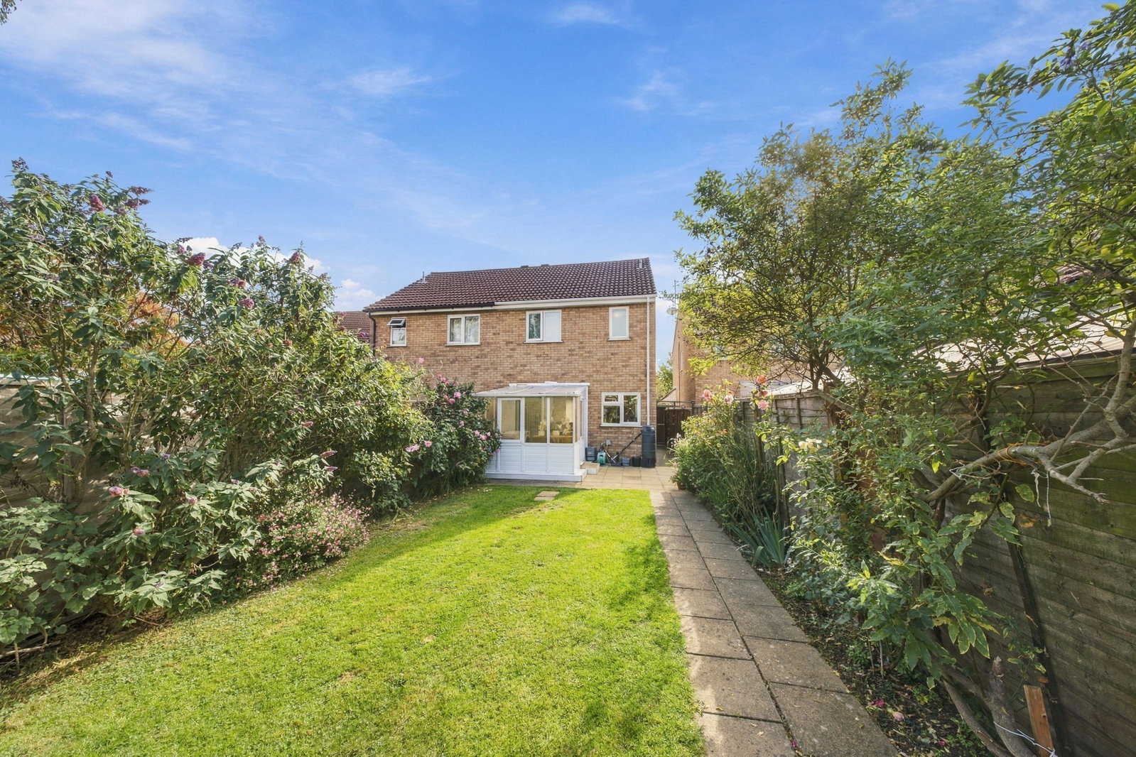 Semi Detached House for sale in St. Ives, Gainsborough Drive, St. Ives, PE27 3HH