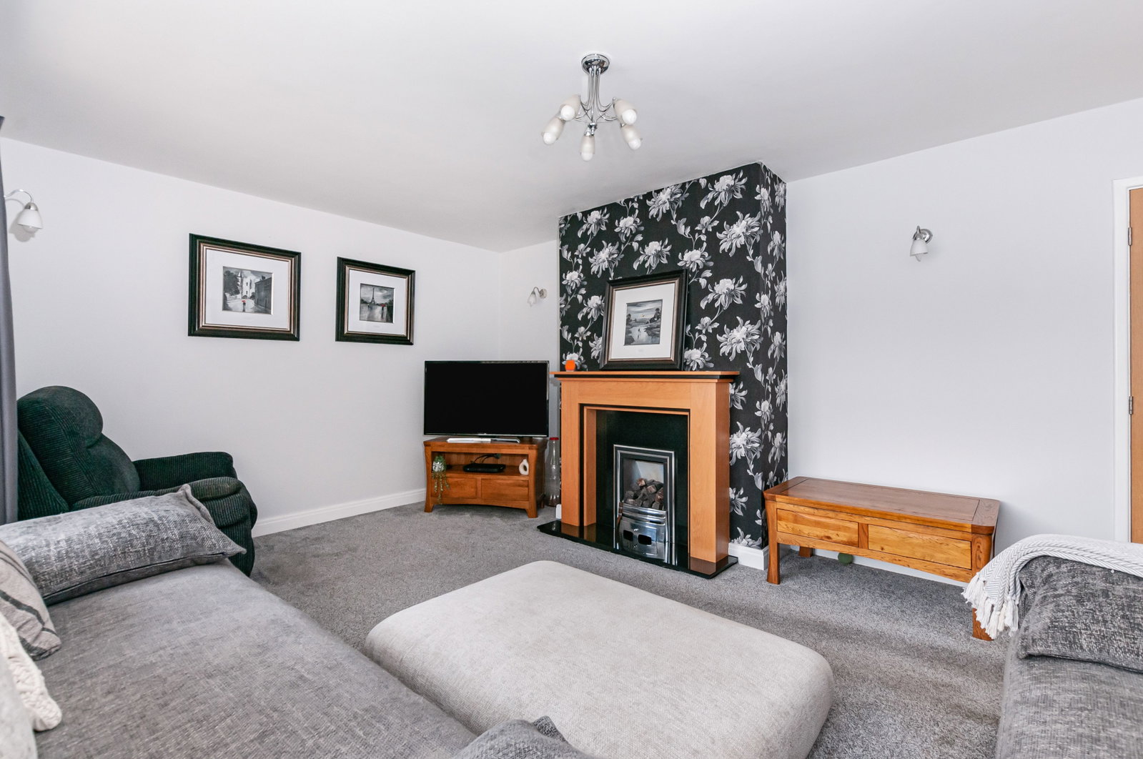 Semi Detached House for sale in Cottingham, Park Lane, Cottingham, East Riding of Yorkshire, HU16 5RH