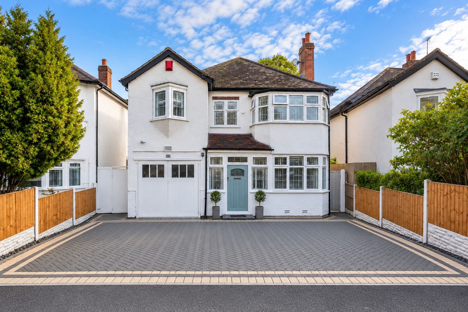 Detached House for sale in Birmingham, Doveridge Road, Hall Green, Birmingham, B28 0LU, 1302 m²