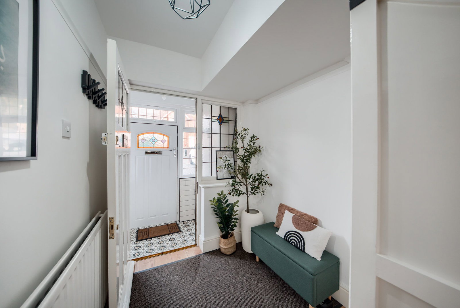 Detached House for sale in Birmingham, Doveridge Road, Hall Green, Birmingham, B28 0LU, 1302 m²