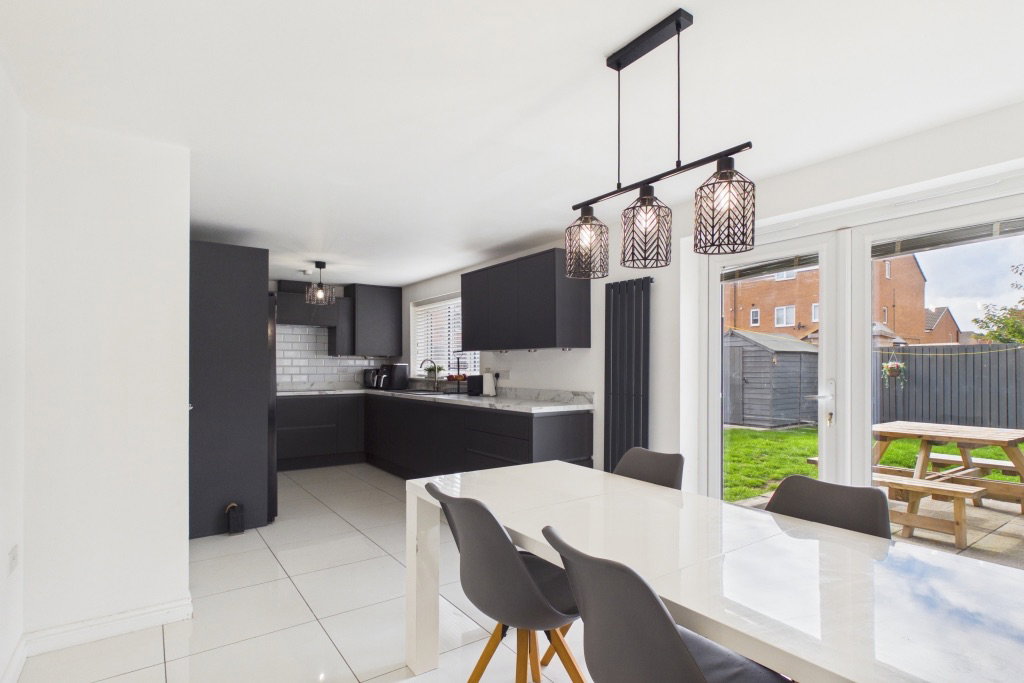 Detached House for sale in Lincoln, 3 Ferrous Way, North Hykeham, Lincoln, LN6 9ZN, 1175 m²