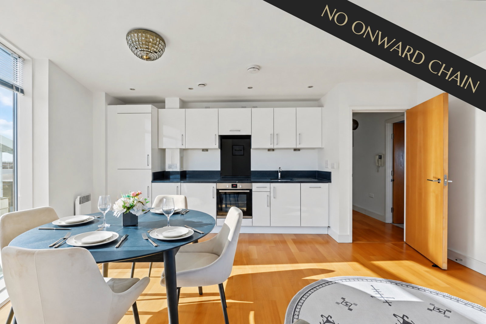 Flat for sale in Chatham, Dock Head Road, Dockside, Chatham, ME4 4ZH, 661 m²