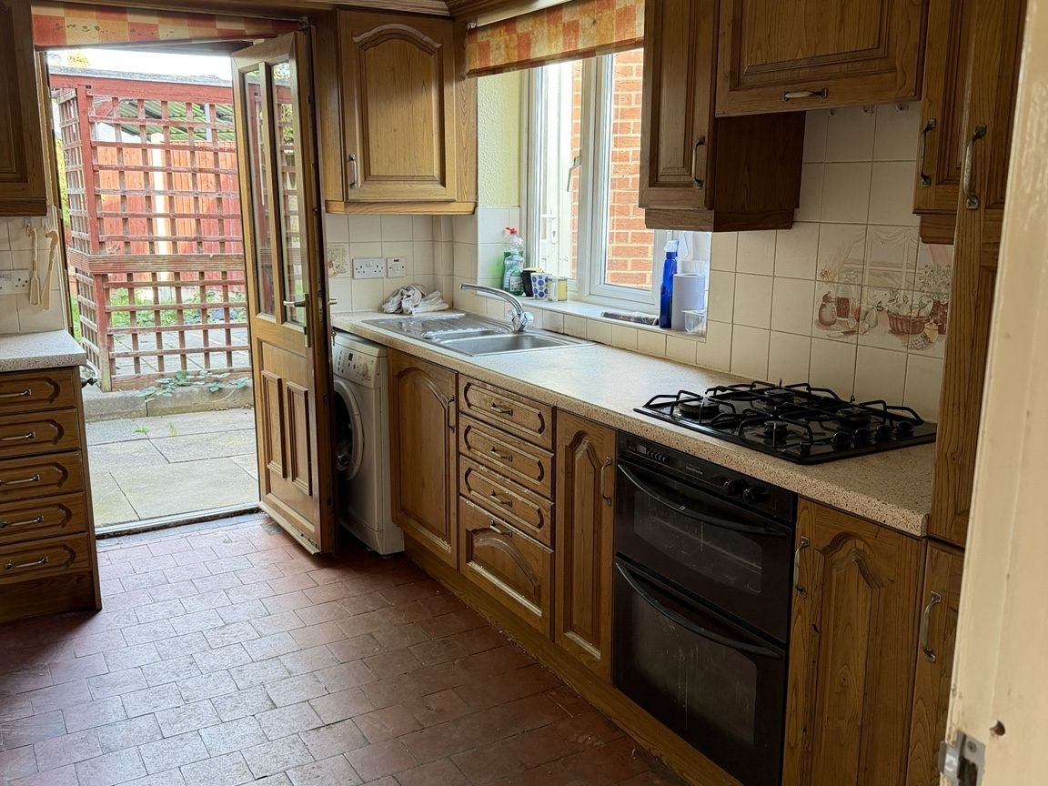 Semi Detached House for sale in Wednesbury, Lime Road, Wednesbury, WS10 9NG