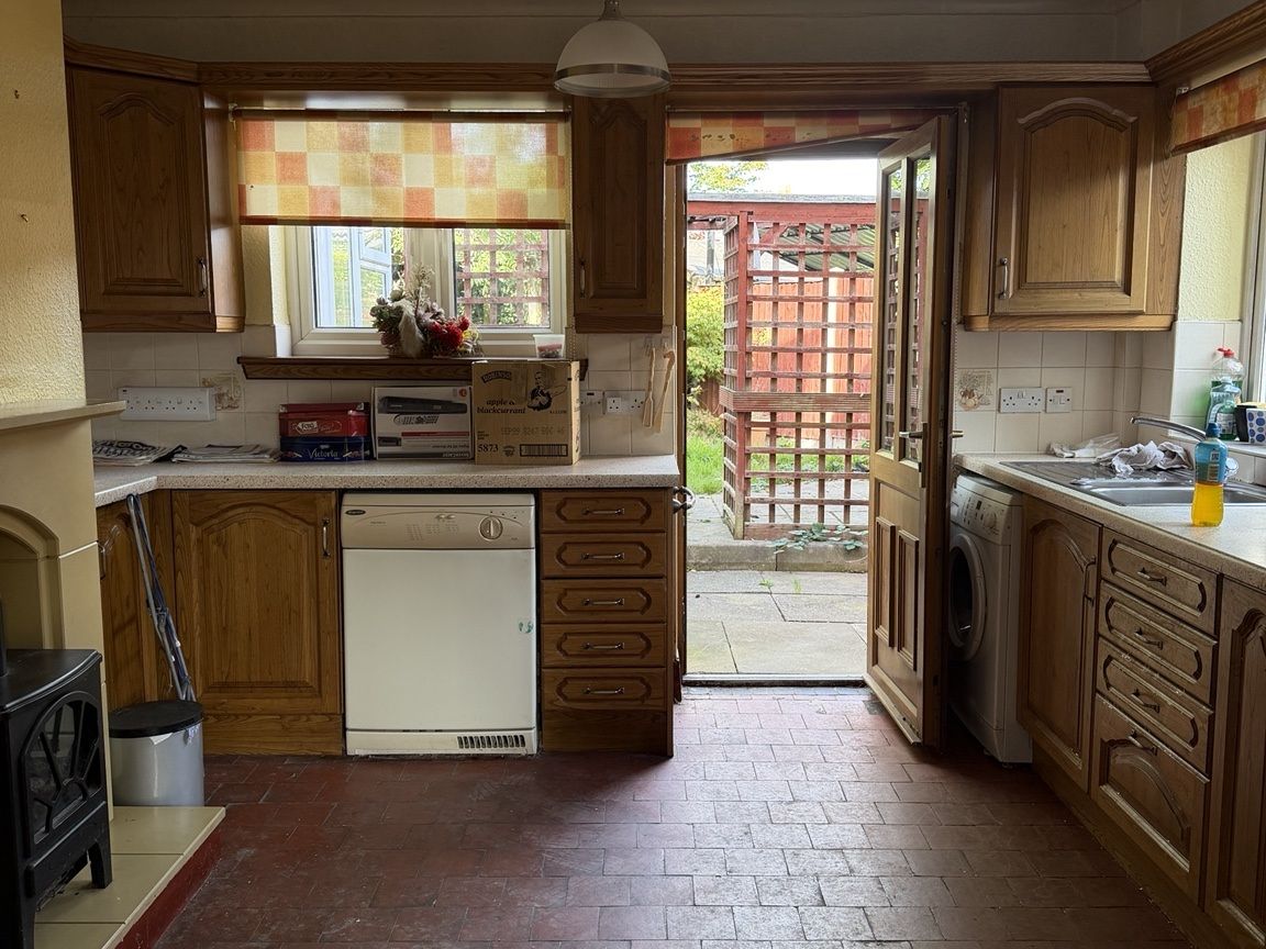 Semi Detached House for sale in Wednesbury, Lime Road, Wednesbury, WS10 9NG