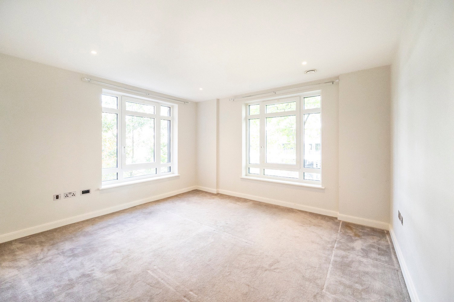 Flat for sale in London, Wharf Road, Islington, London, N1