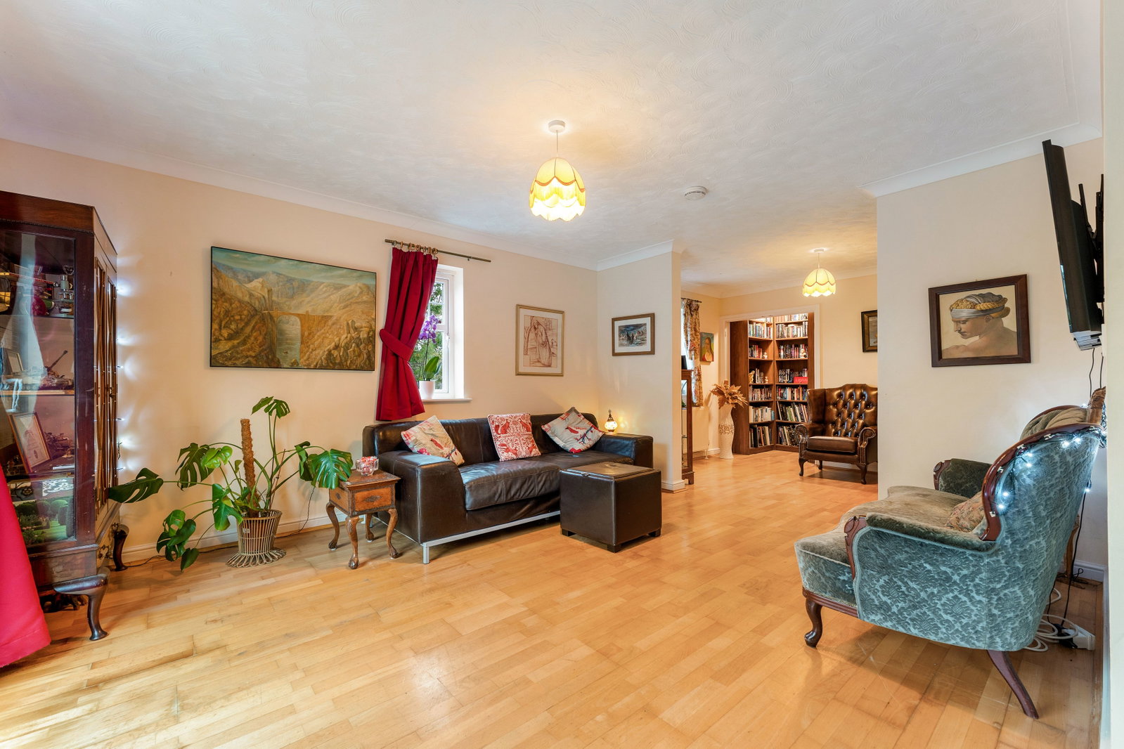 End Of Terrace House for sale in Salisbury, Bouchers Way, Salisbury, SP2, 1510 m²
