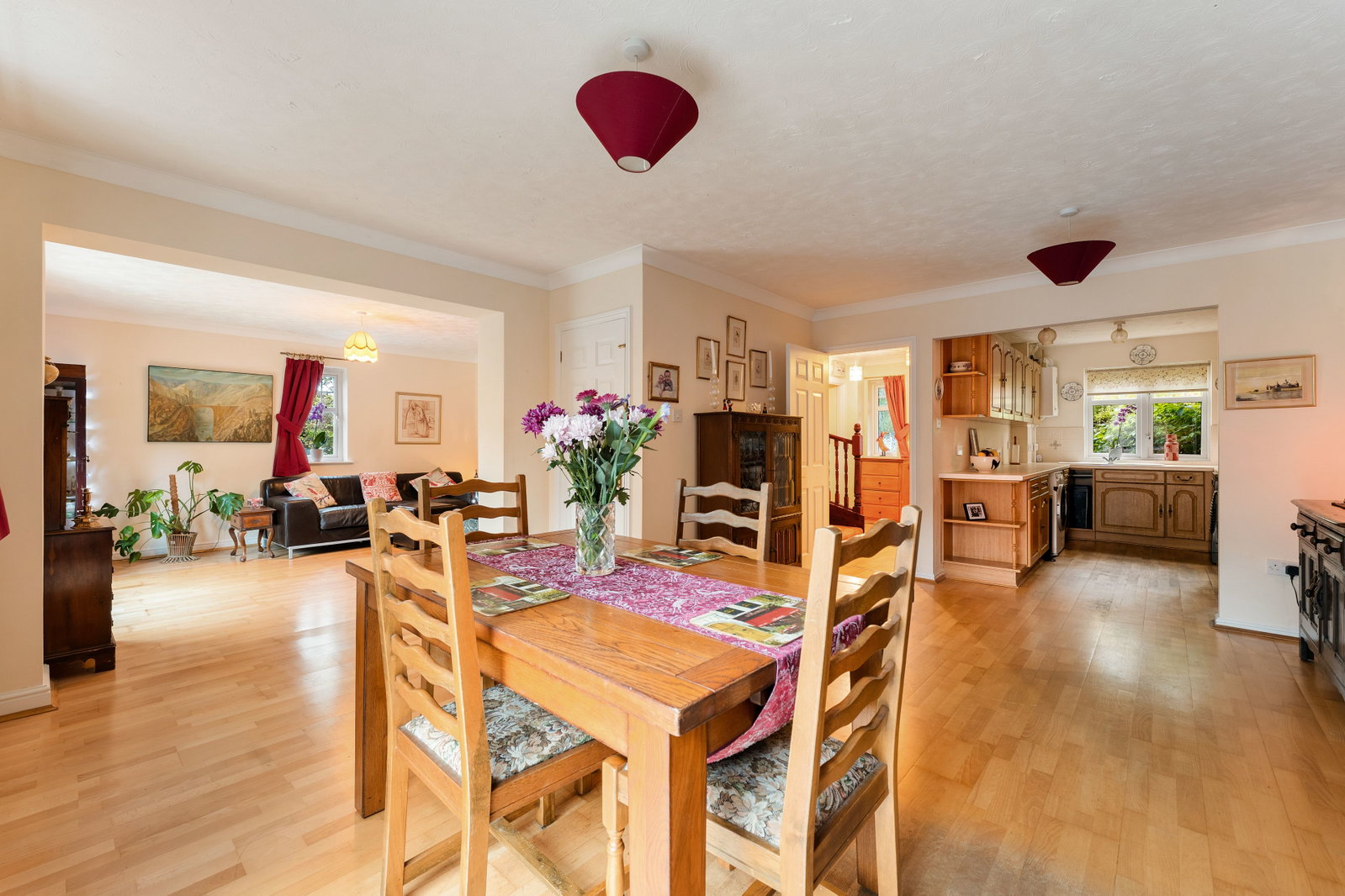 End Of Terrace House for sale in Salisbury, Bouchers Way, Salisbury, SP2, 1510 m²