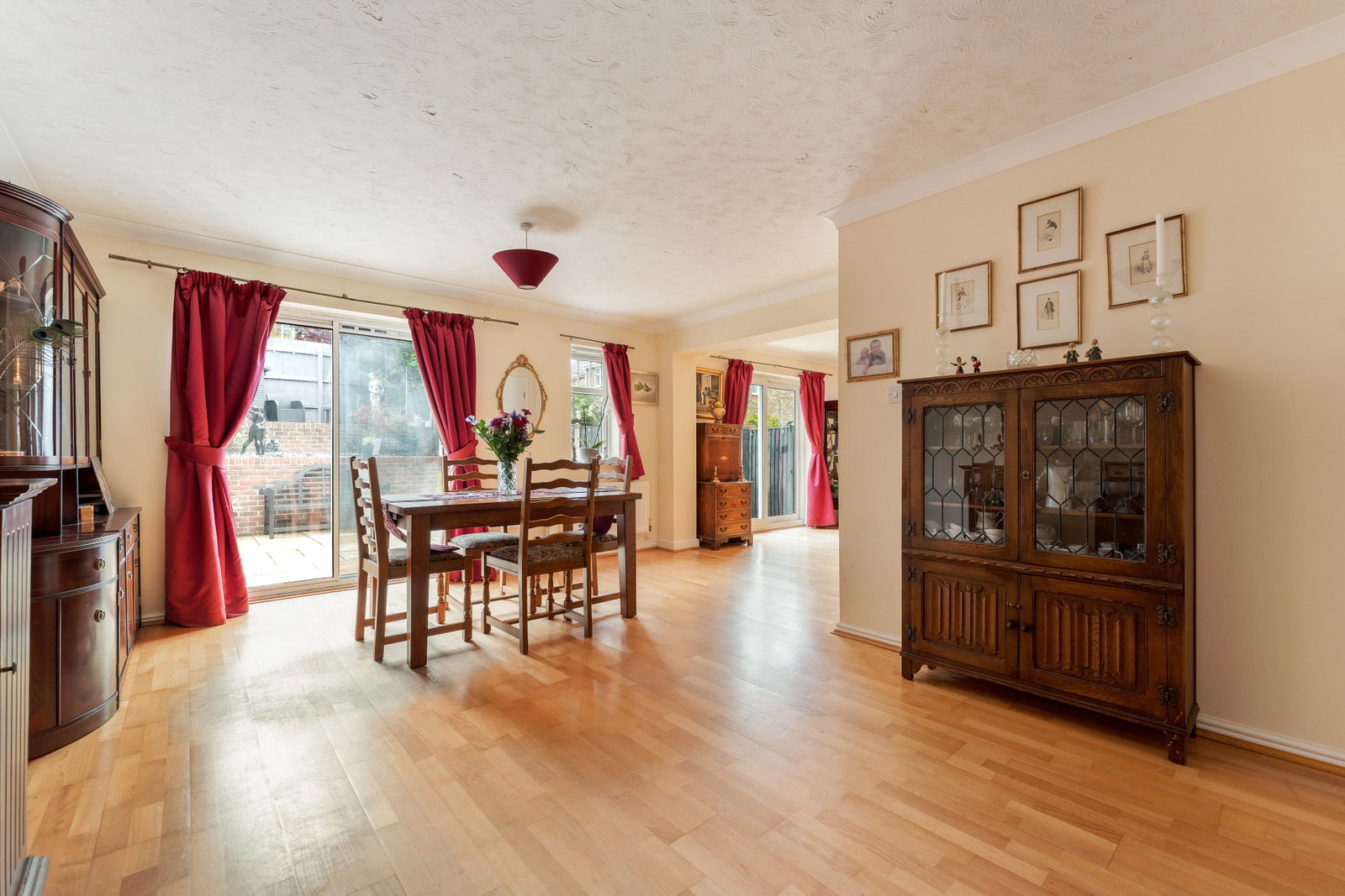 End Of Terrace House for sale in Salisbury, Bouchers Way, Salisbury, SP2, 1510 m²