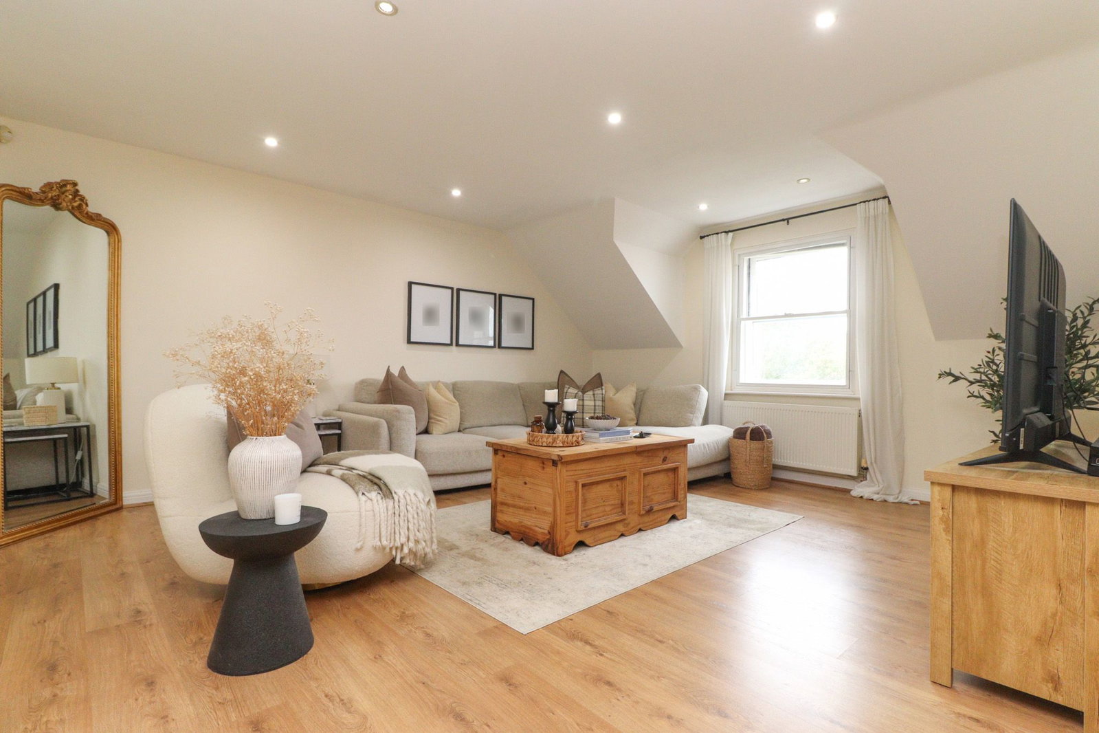 Flat for sale in Westgate-on-sea, Quex Road, Westgate-on-sea, CT8 8BN