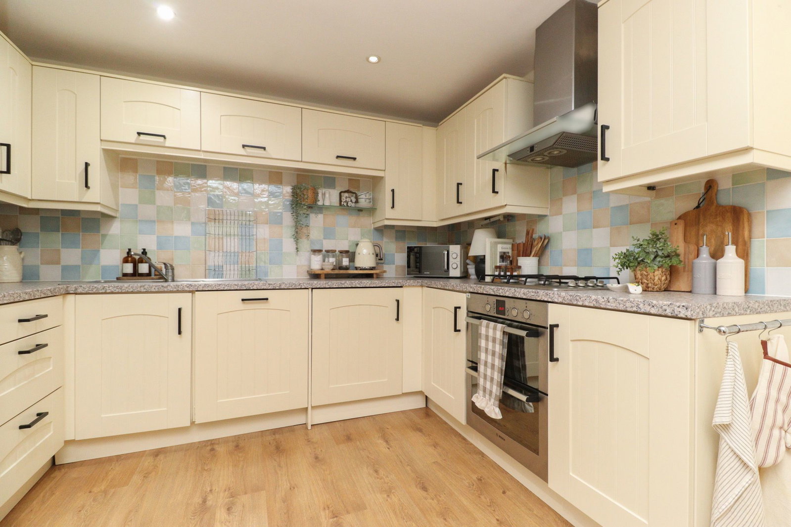 Flat for sale in Westgate-on-sea, Quex Road, Westgate-on-sea, CT8 8BN