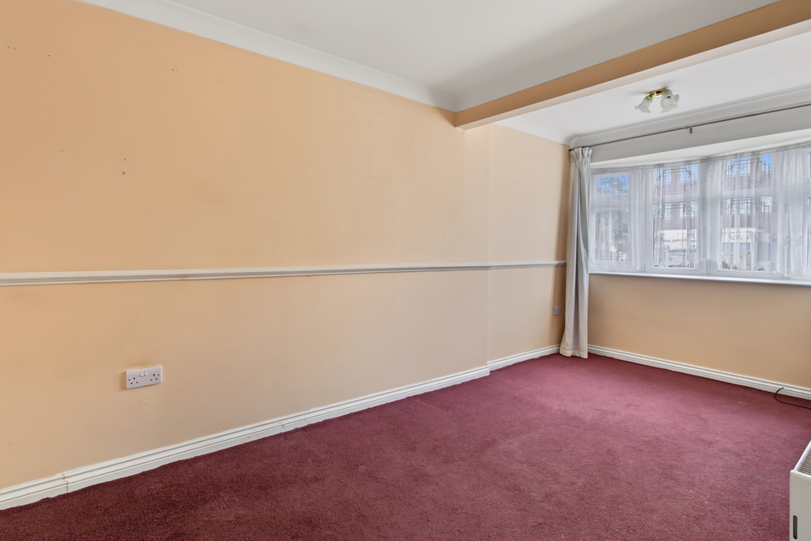 Town House for sale in Romford, Sevenoaks Close, Romford, RM3 7EF, 1130 m²