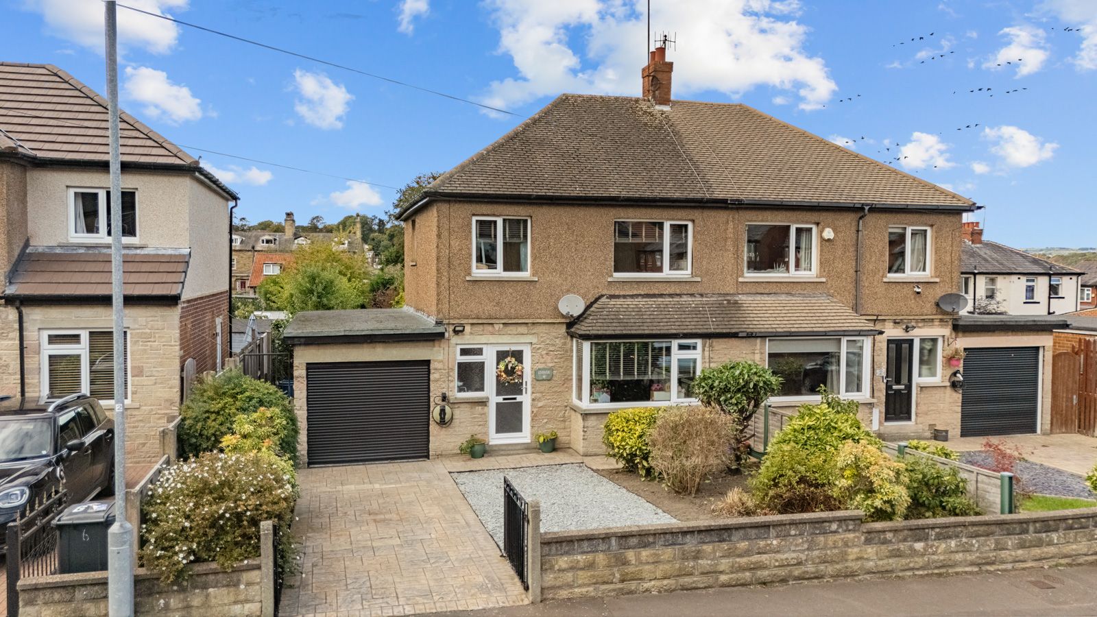 Semi Detached House for sale in Brighouse, Scholey Avenue, Brighouse, HD6 3EP