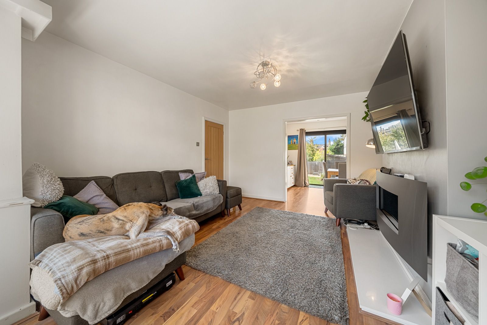 Semi Detached House for sale in Brighouse, Scholey Avenue, Brighouse, HD6 3EP