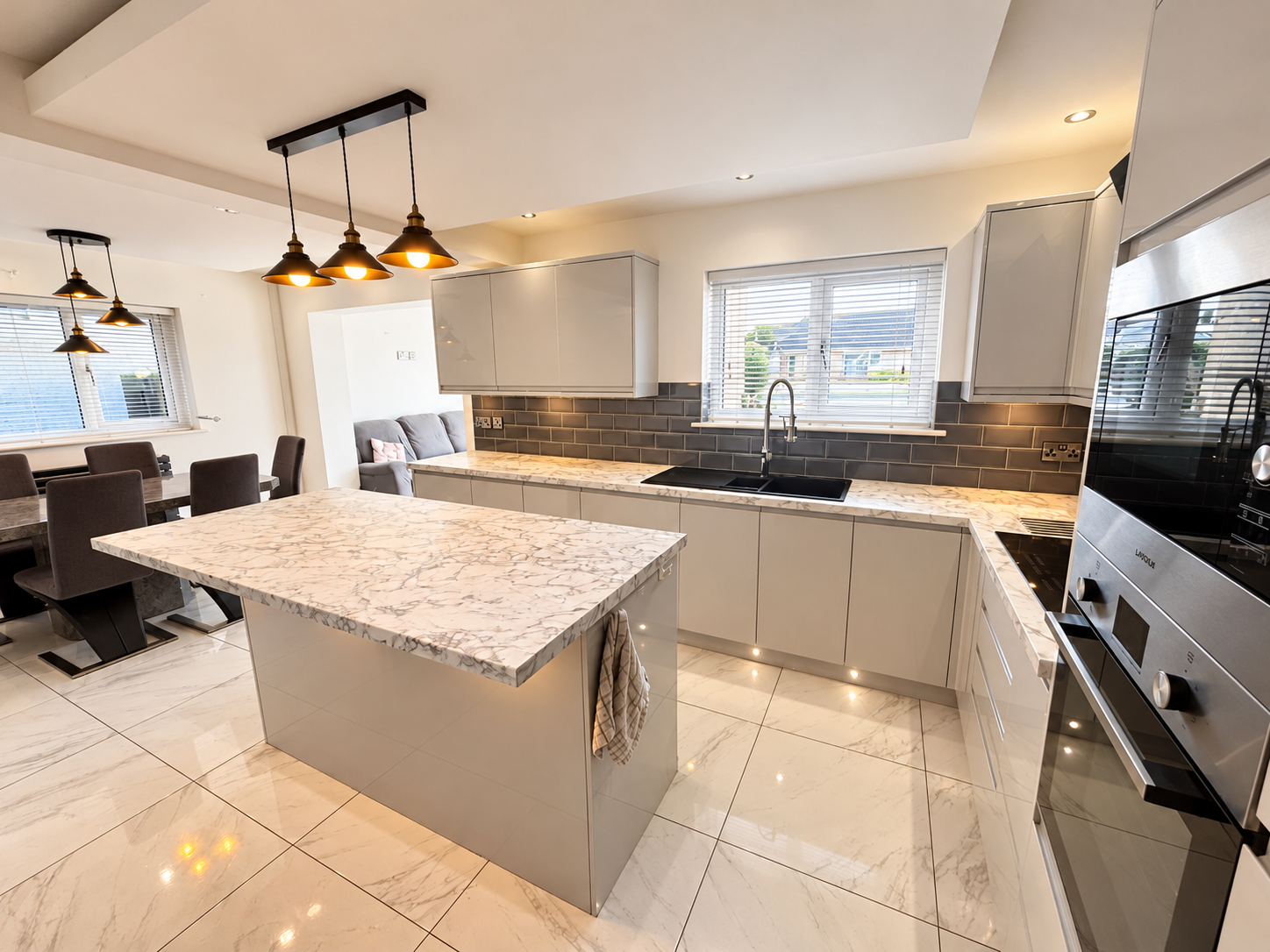Detached House for sale in Swansea, Heol Cleddau, Swansea, SA5 4QF