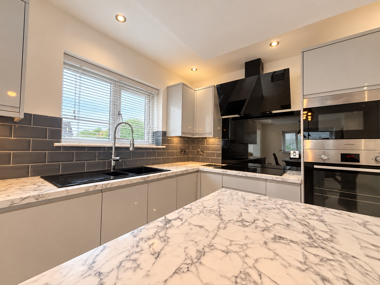 Detached House for sale in Swansea, Heol Cleddau, Swansea, SA5 4QF