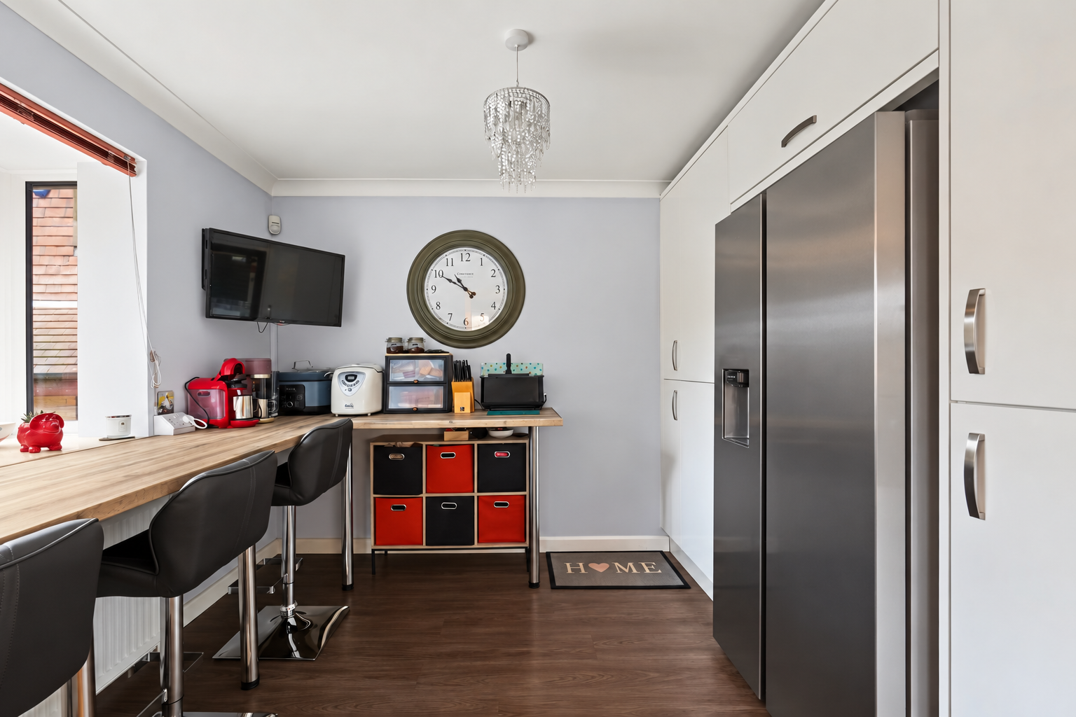 Detached House for sale in Chatham, The Covert, Walderslade Woods, Chatham, ME5 9JJ, 1308 m²