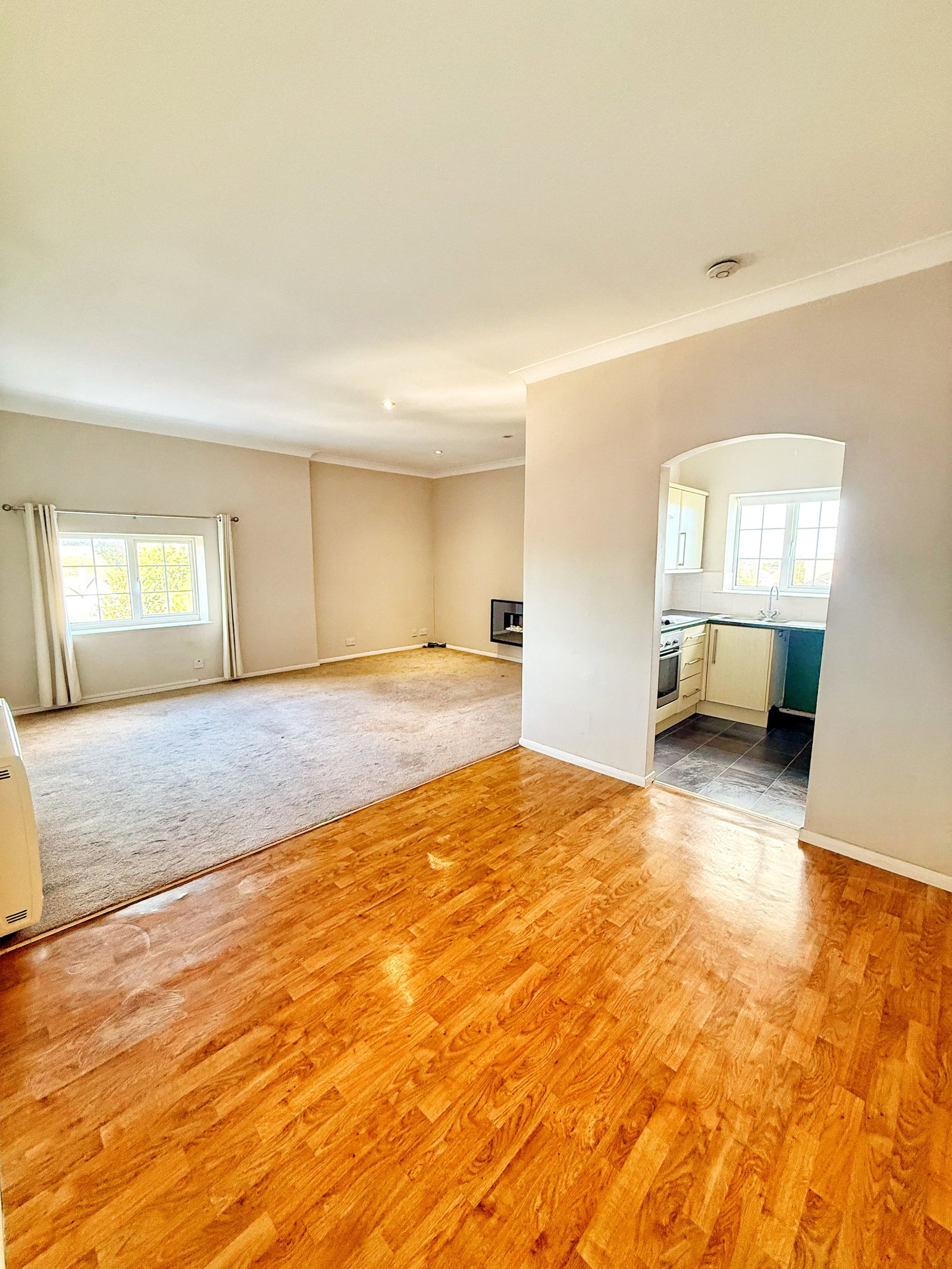 Flat for sale in Sittingbourne, Church Road, Sittingbourne, ME10 3RE, 678 m²