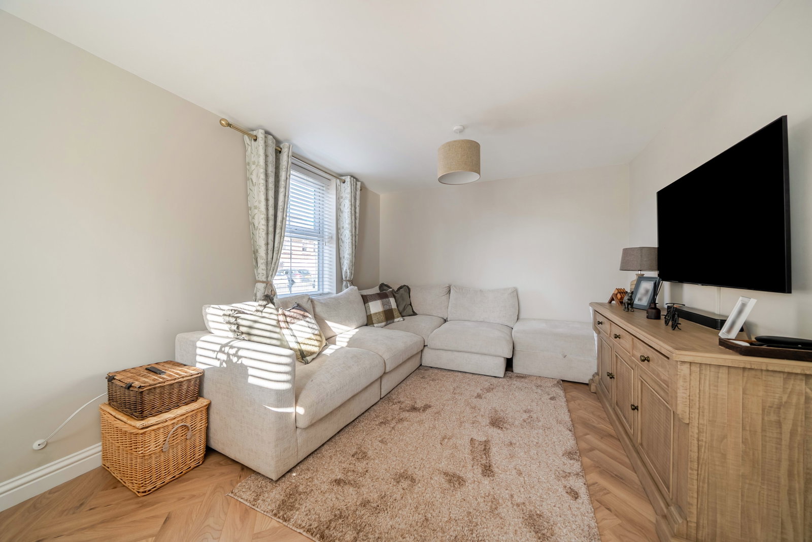 Detached House for sale in York, Wyles Way, Stamford Bridge, York, YO41 1SB, 972 m²