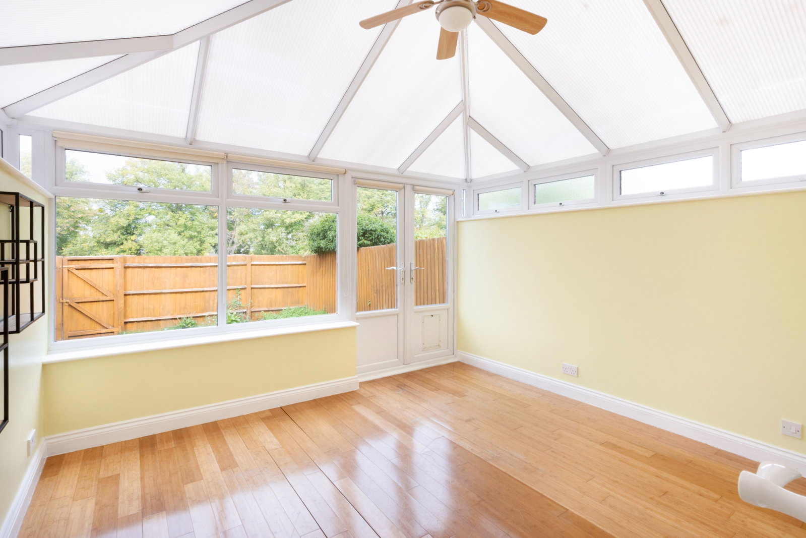 Town House for sale in Cheltenham, St. Michaels Close, Charlton Kings, Cheltenham, GL53 9DW