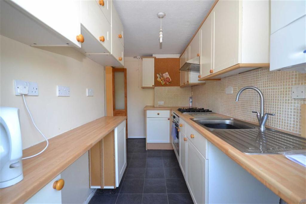 Maisonette for sale in Cheltenham, Winchester Way, Cheltenham, GL51 3HA