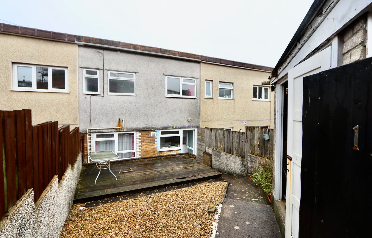 Terraced House for sale in Newport, Willow Court, Newbridge, Newport, NP11 5LW