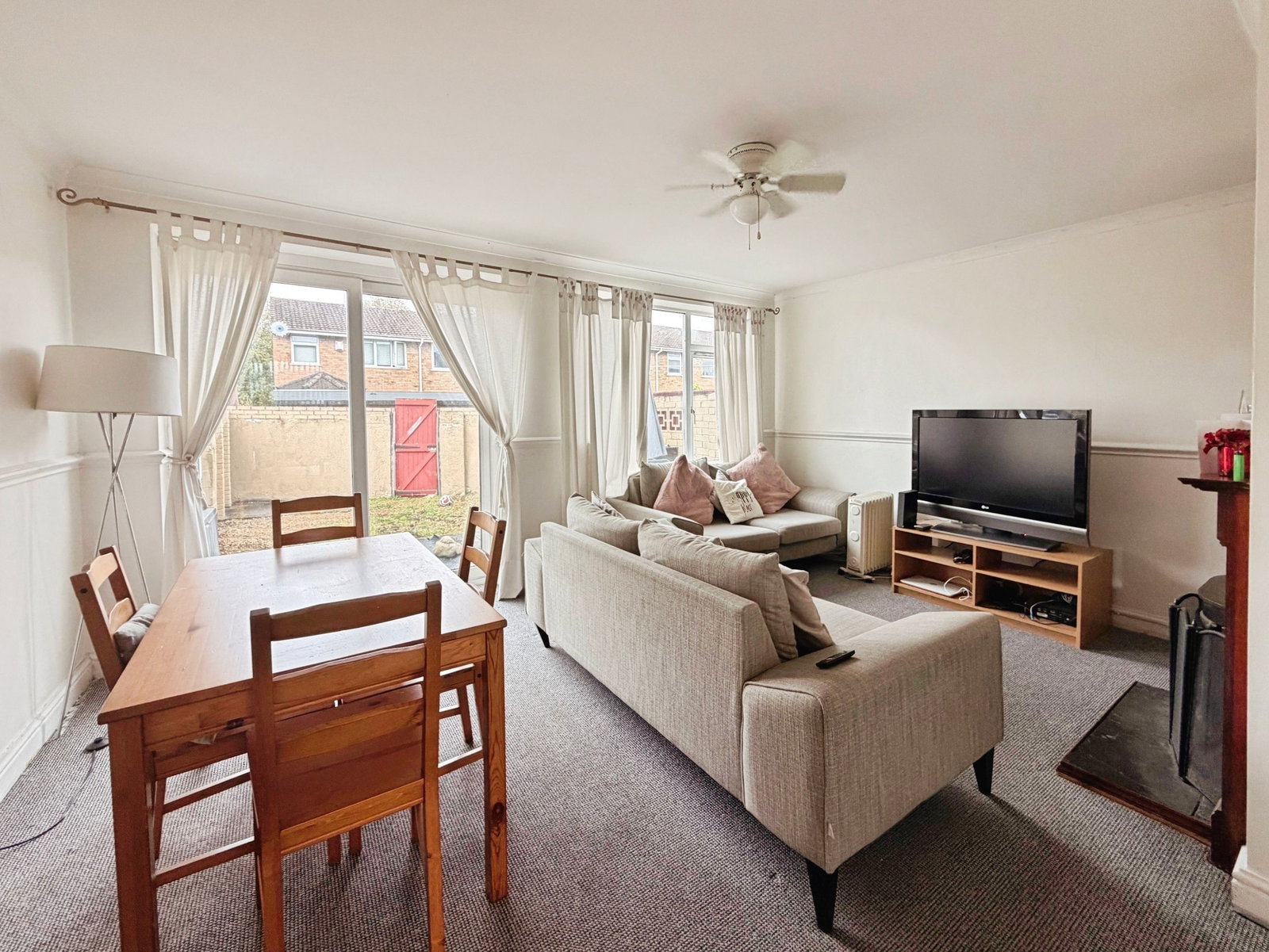 End Of Terrace House for sale in Bristol, Bamfield, Bristol, BS14, 906 m²