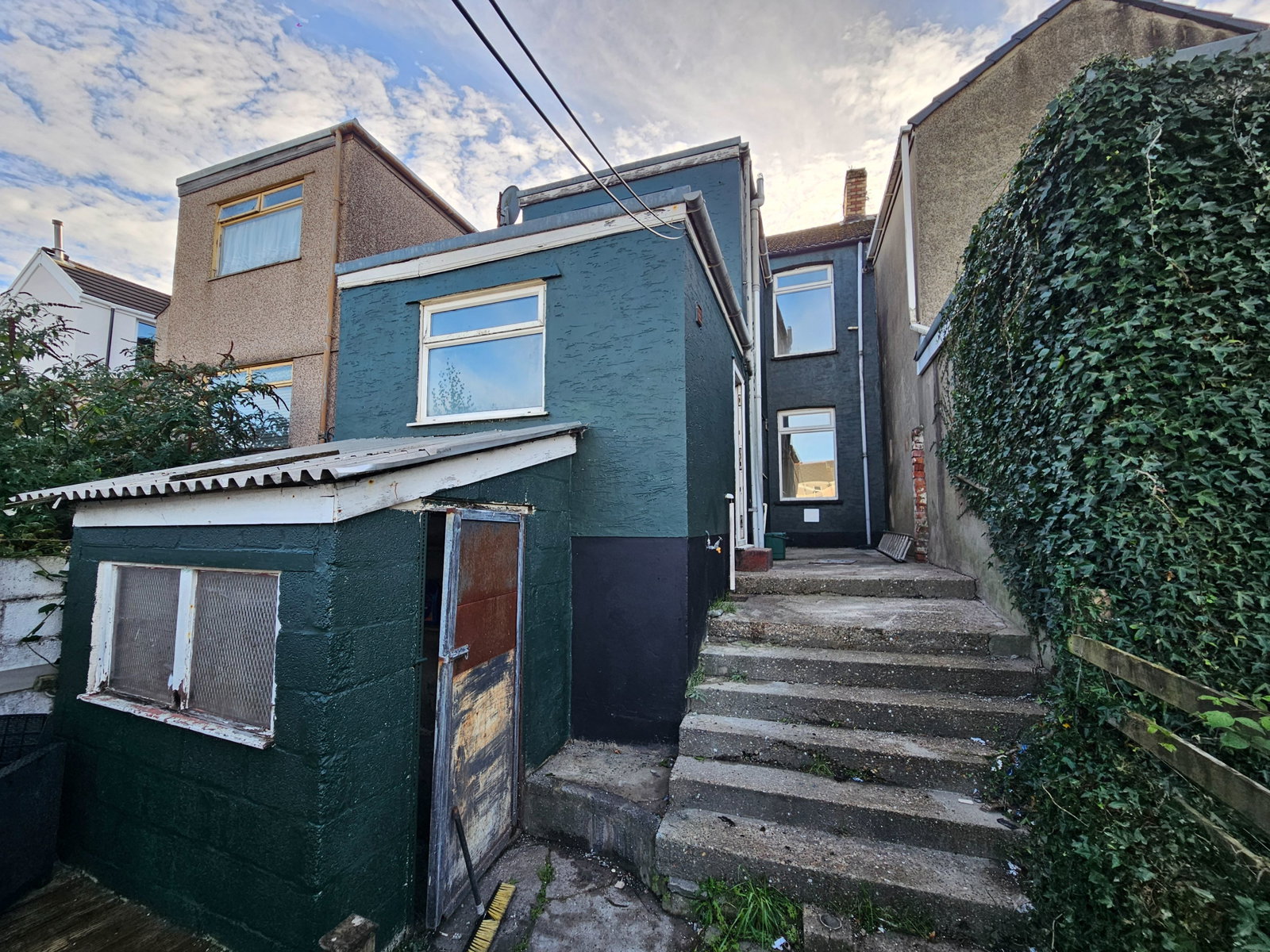 Terraced House for sale in Neath, Morgans Road, Neath, SA11 2DG