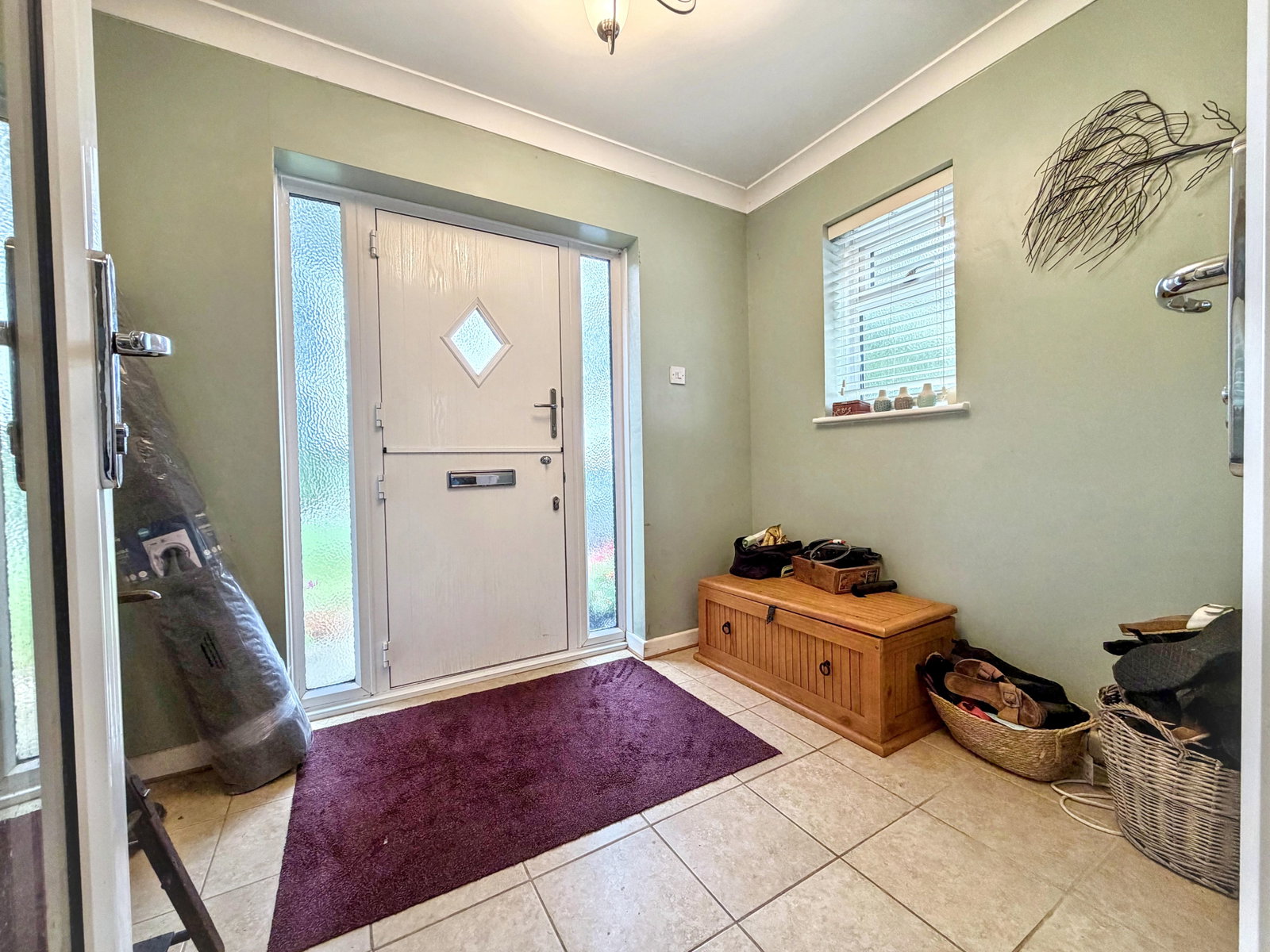 Link Detached House for sale in Halstead, North End Road, Little Yeldham, Halstead, Essex CO9 4LE, 1303 m²