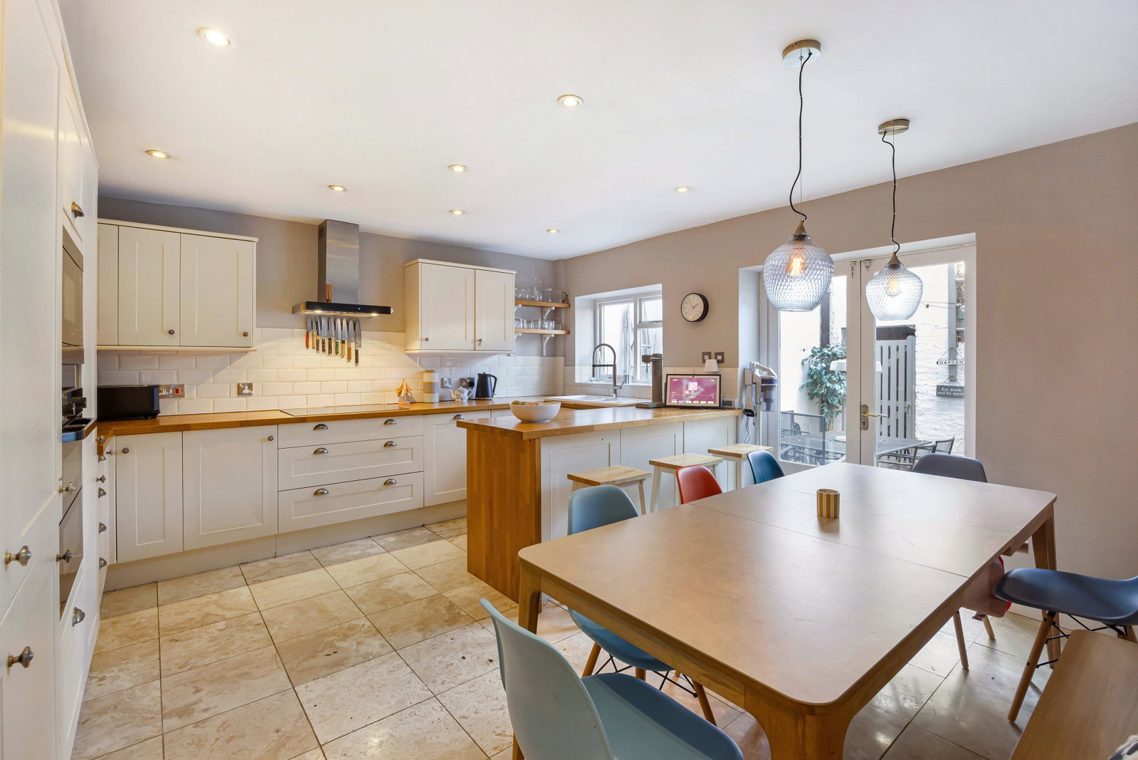 Town House for sale in Cheltenham, Battledown Approach, Cheltenham, GL52 6QZ