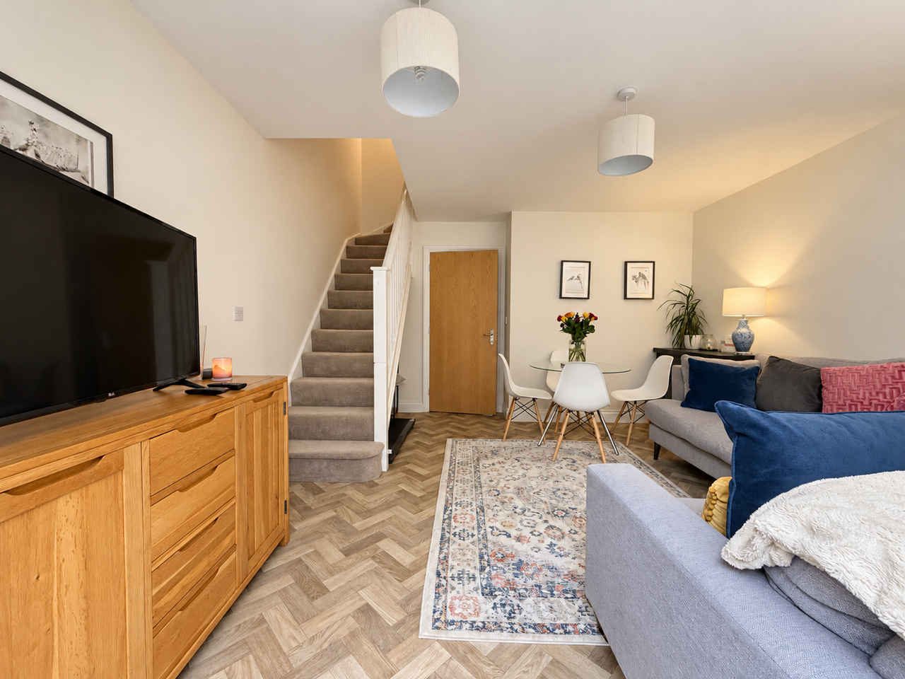 Terraced House for sale in Oswestry, Henry Robertson Drive - Lovely Two Bedroom Home, 624 m²