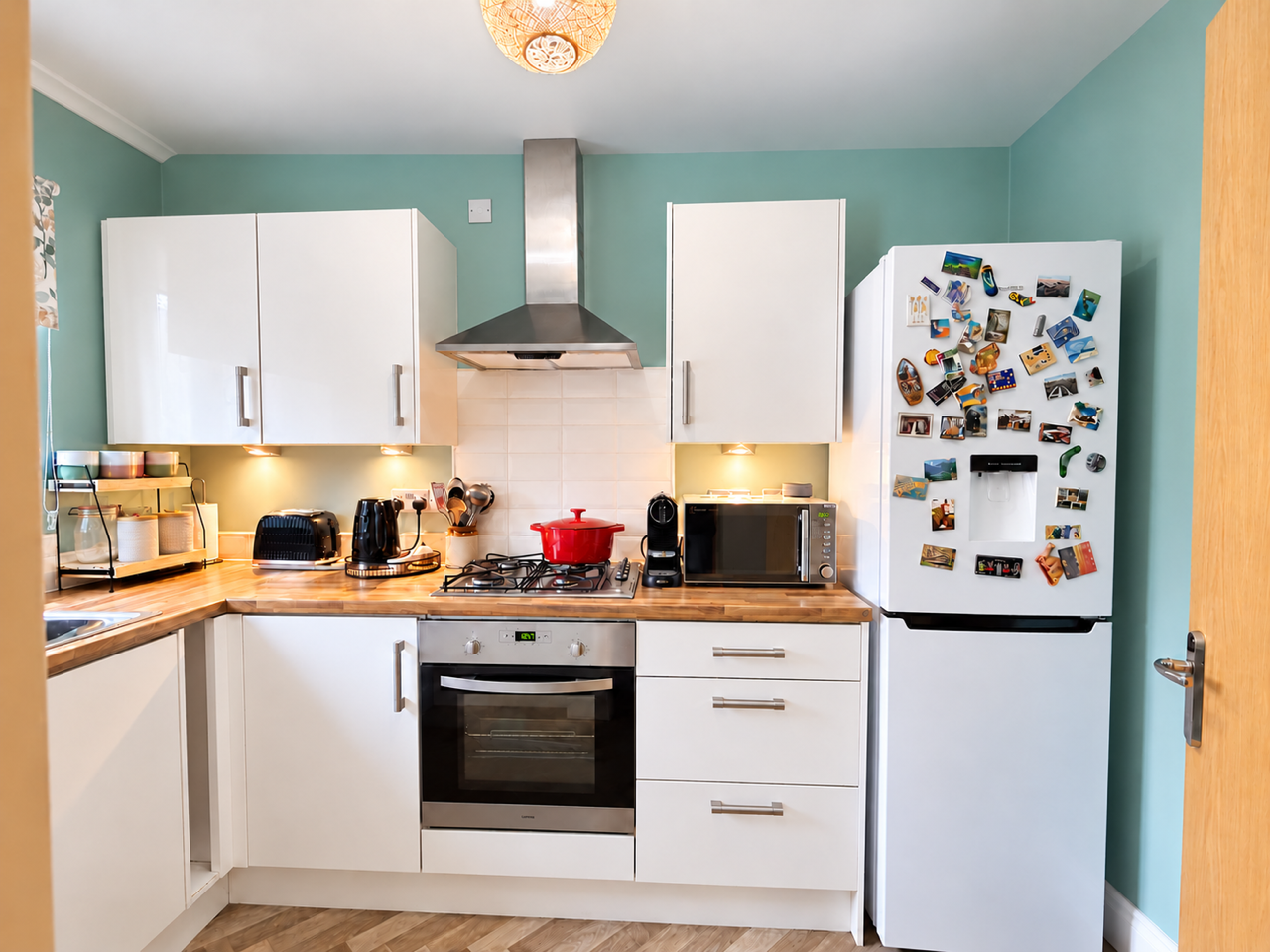 Terraced House for sale in Oswestry, Henry Robertson Drive - Lovely Two Bedroom Home, 624 m²