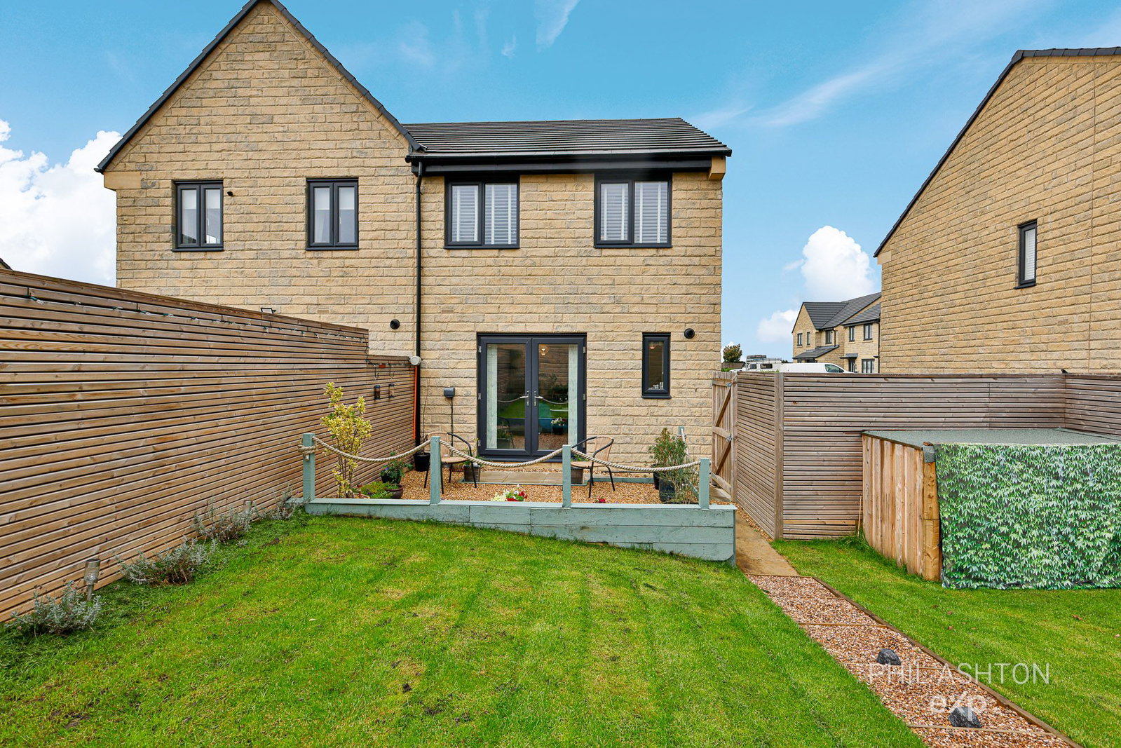 Semi Detached House for sale in Burnley, Kettledrum Drive, Burnley, Lancashire, BB10 4BA, 818 m²