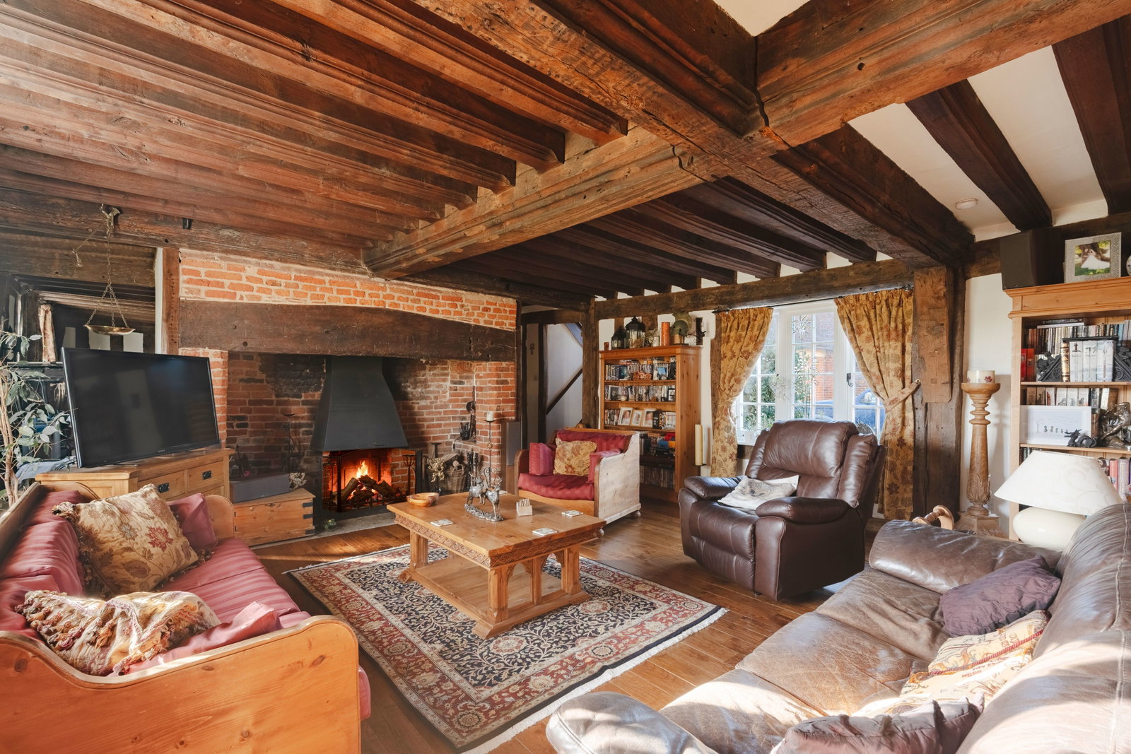 Detached House for sale in Clacton-on-sea, Cann Hall, Constable Avenue, Clacton-on-sea, CO16 8DA, 7368 m²